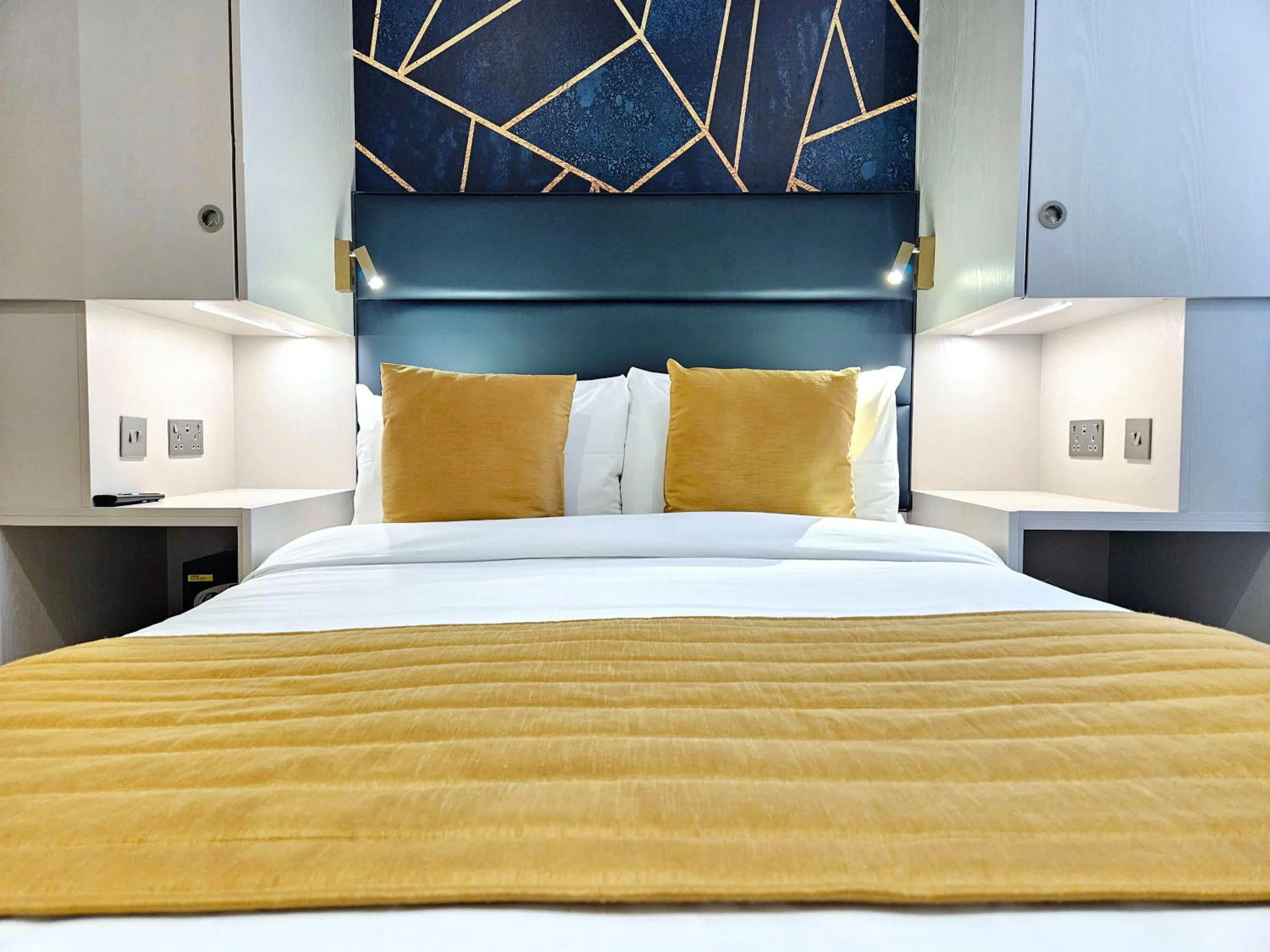 Bed in West Brompton Studios