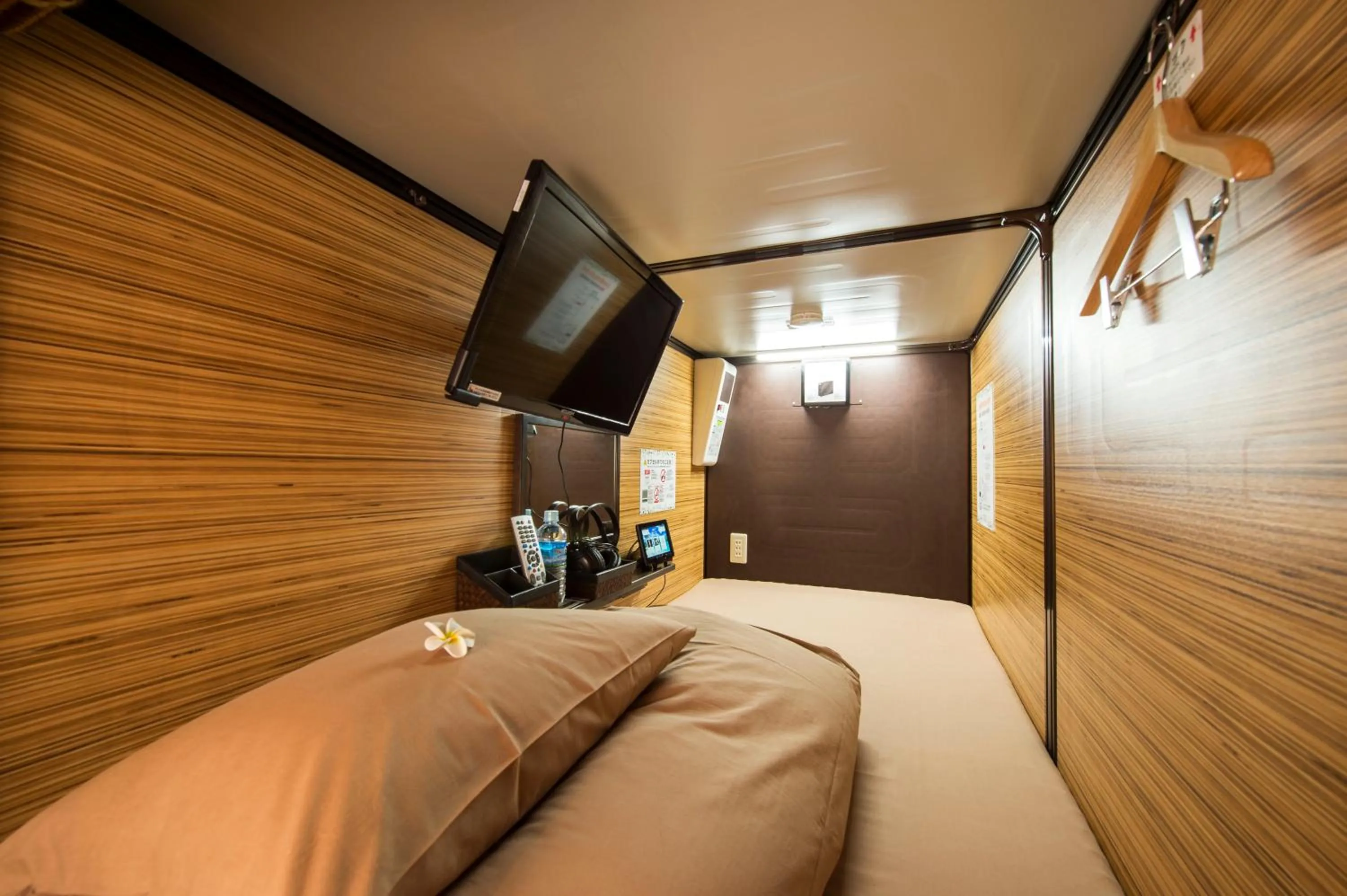 Photo of the whole room in Capsule Hotel Anshin Oyado Premium Resort Kyoto Shijo Karasuma