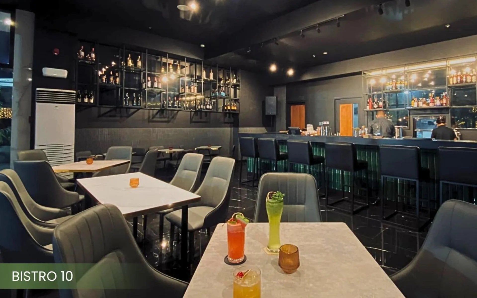 Lounge or bar in Acacia Hotel Bacolod