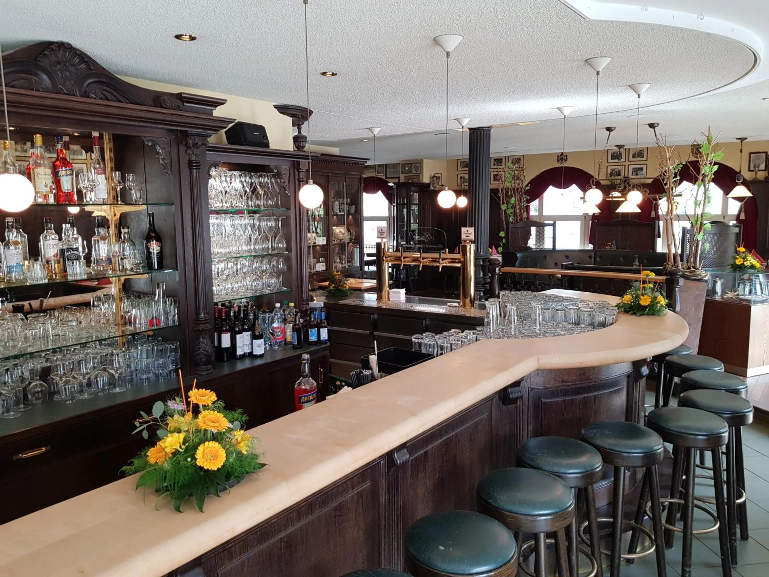 Restaurant/places to eat in Hotel Kaiserhof