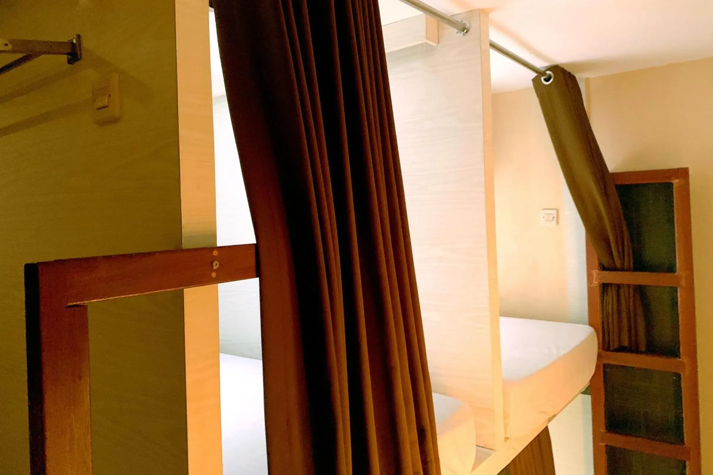 Single Bed in Female Dormitory Room in Omah Pelem Syariah Single Bed in Female Dormitory Room in Omah Pelem Syariah