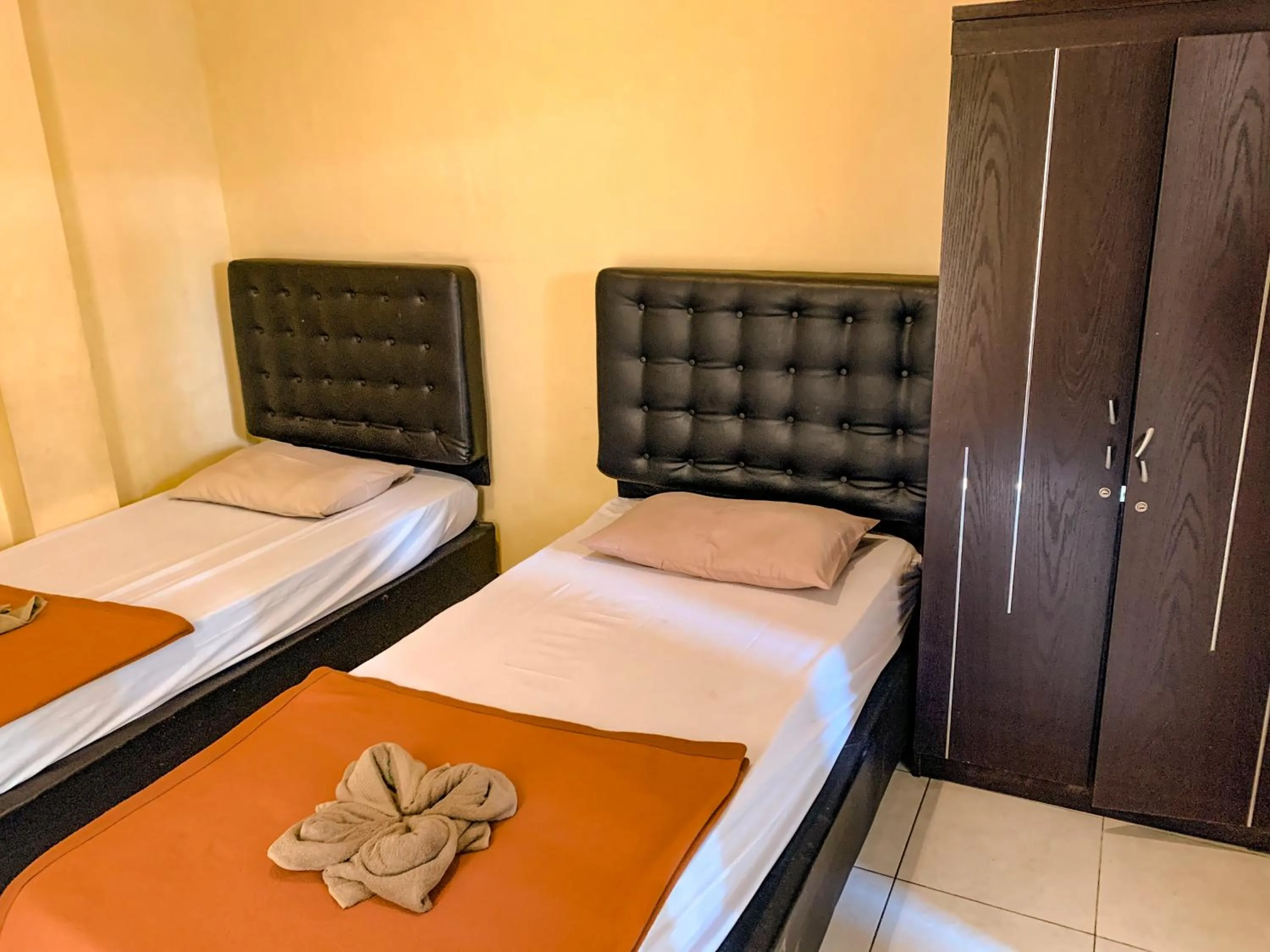 Bed in Omah Pelem Syariah