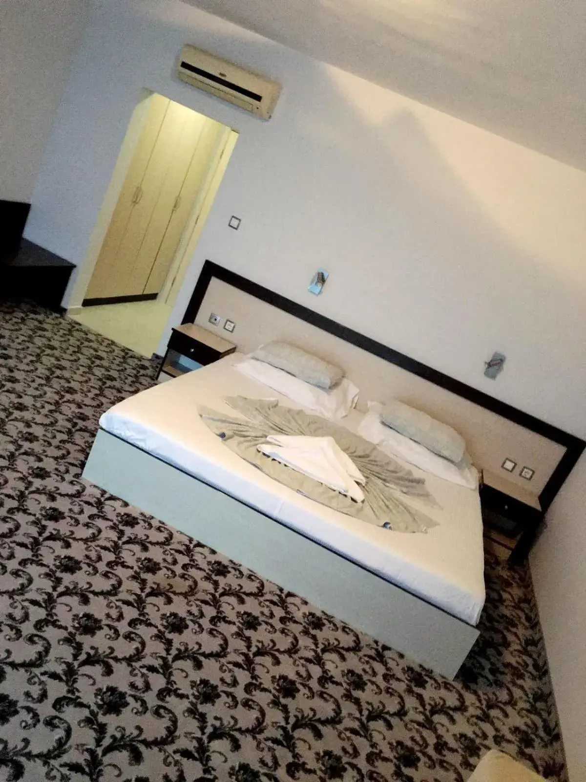 Superior Double or Twin Room with Sea View in Peter Hotel Superior Double or Twin Room with Sea View in Peter Hotel