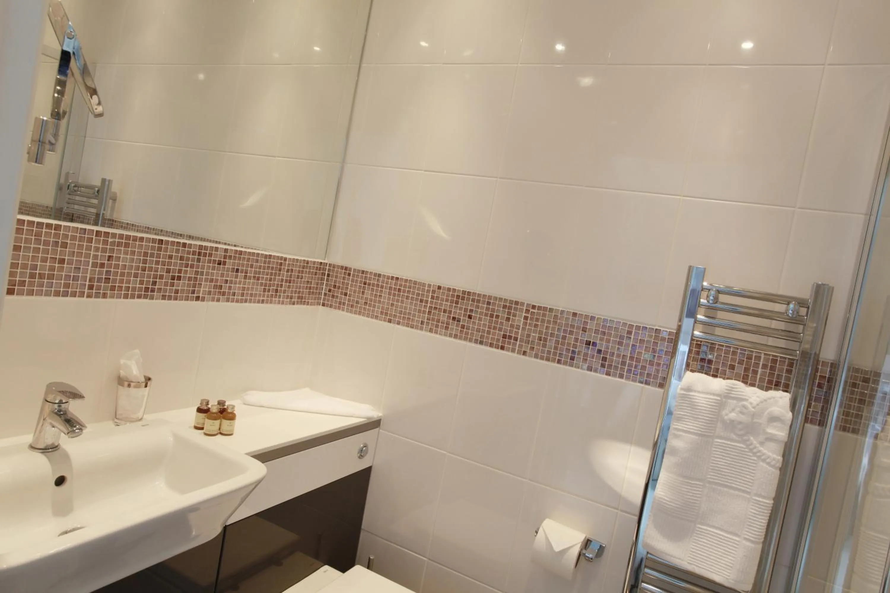 Bathroom in Brindleys