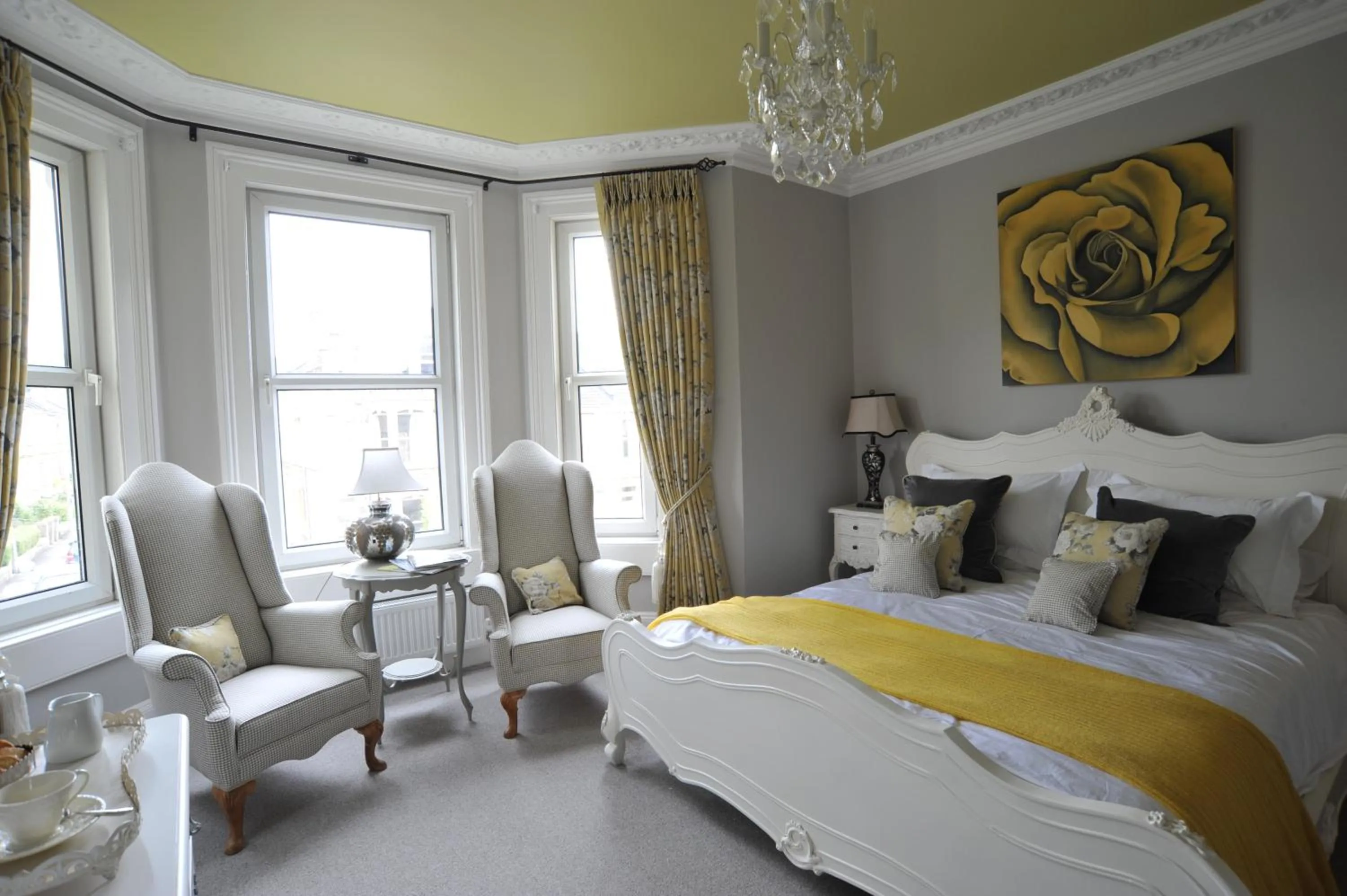 Bedroom, Bed in Brindleys