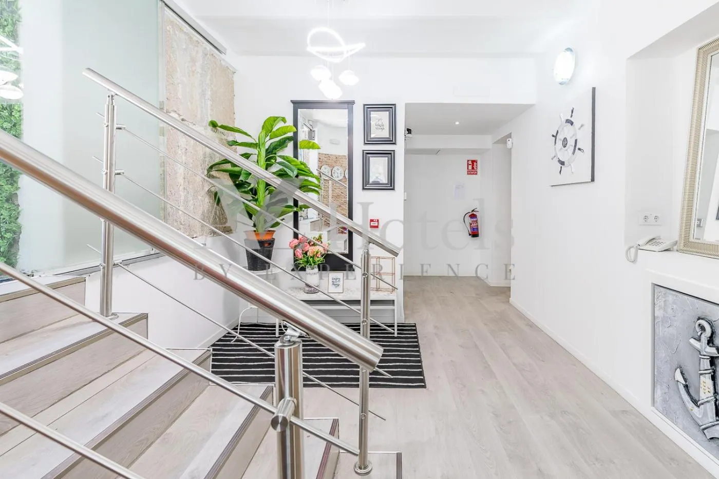 Lobby or reception in AYZ Juan de Mena - Auto check-in property