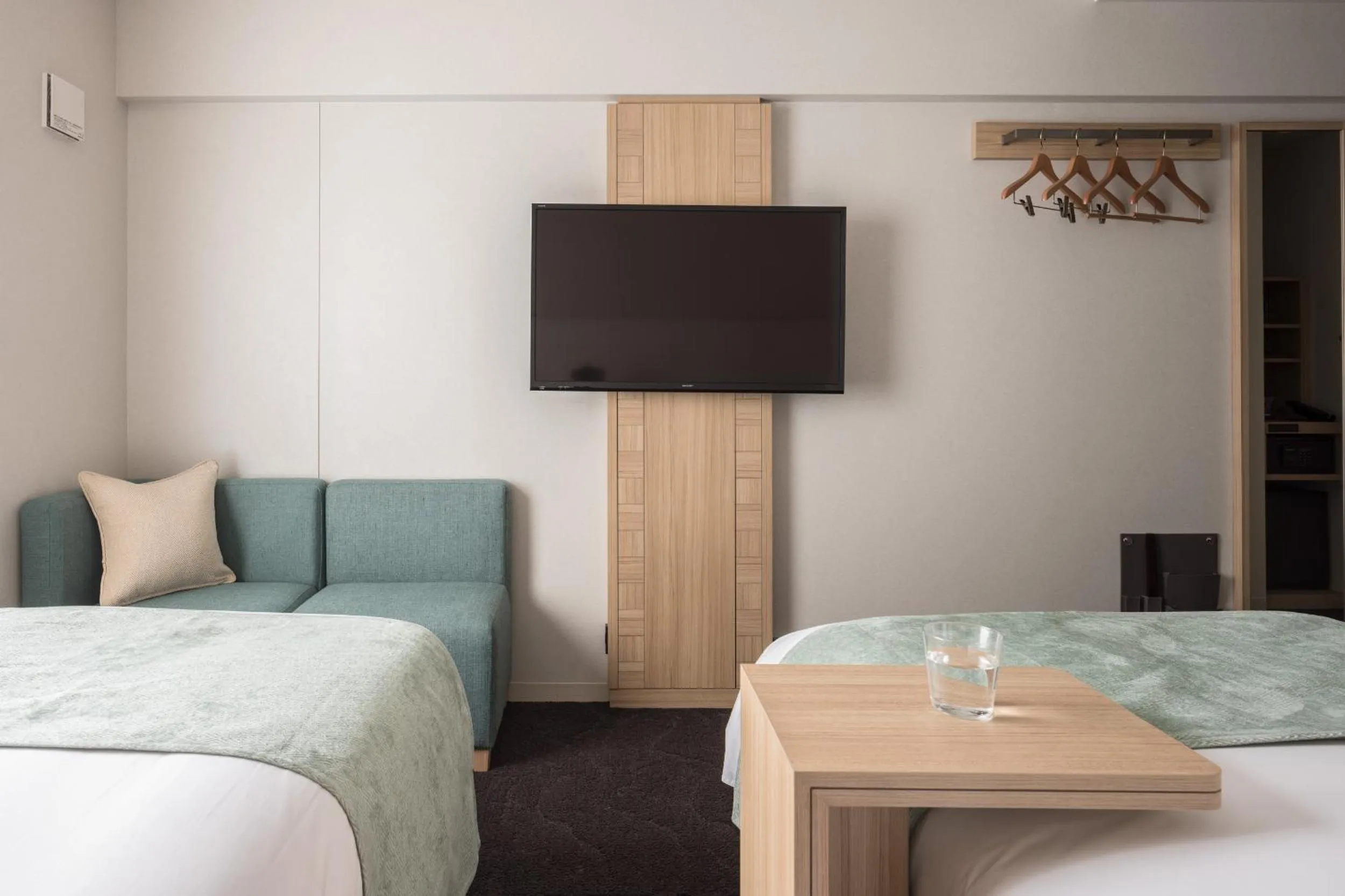 TV/Entertainment Center in Nest Hotel Kyoto Shijo Karasuma