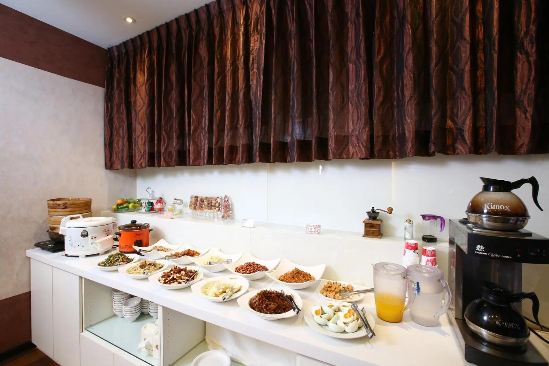 Asian breakfast in Hua Du Hotel