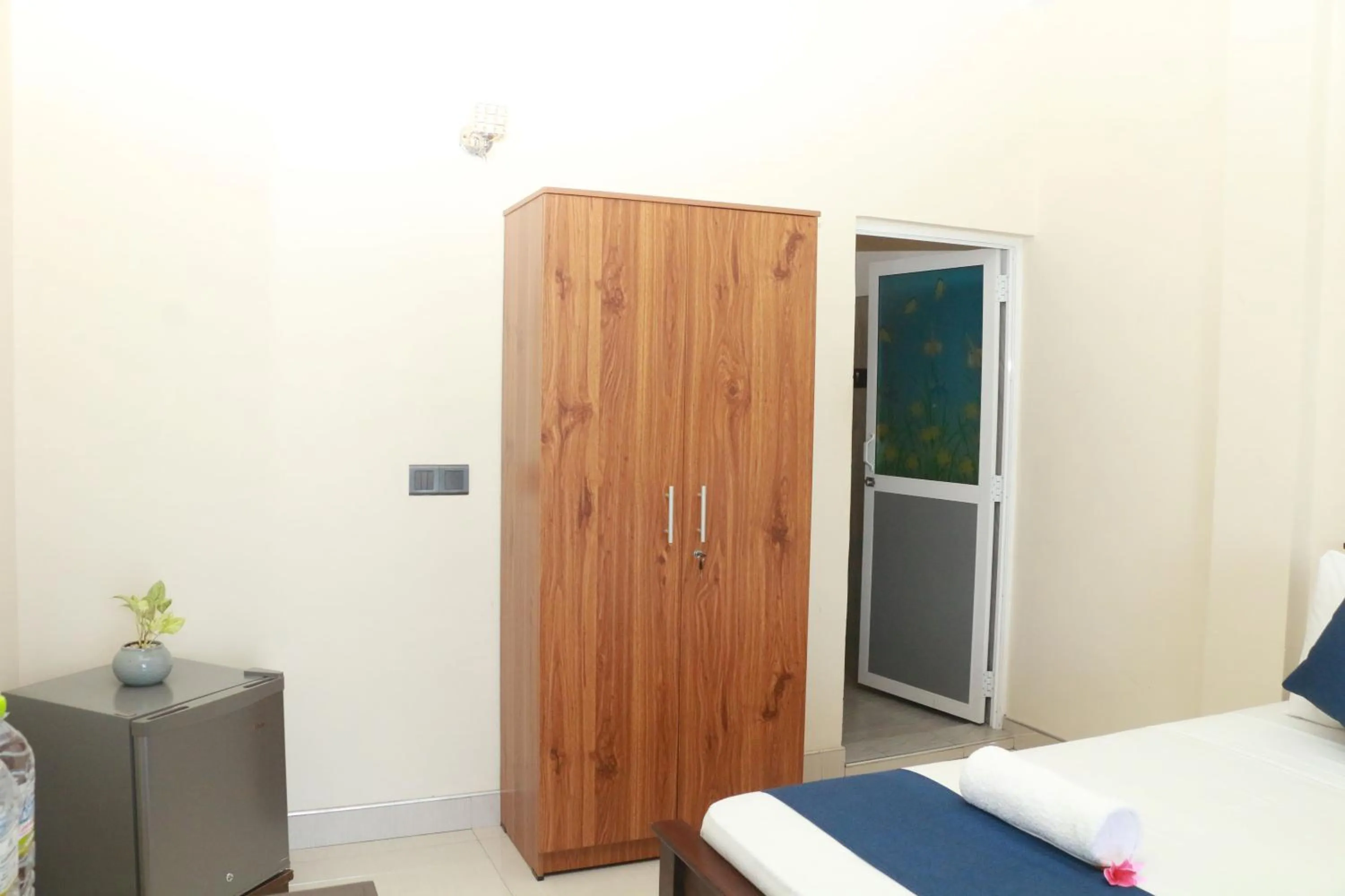 Bed in Queens Beach Hotel