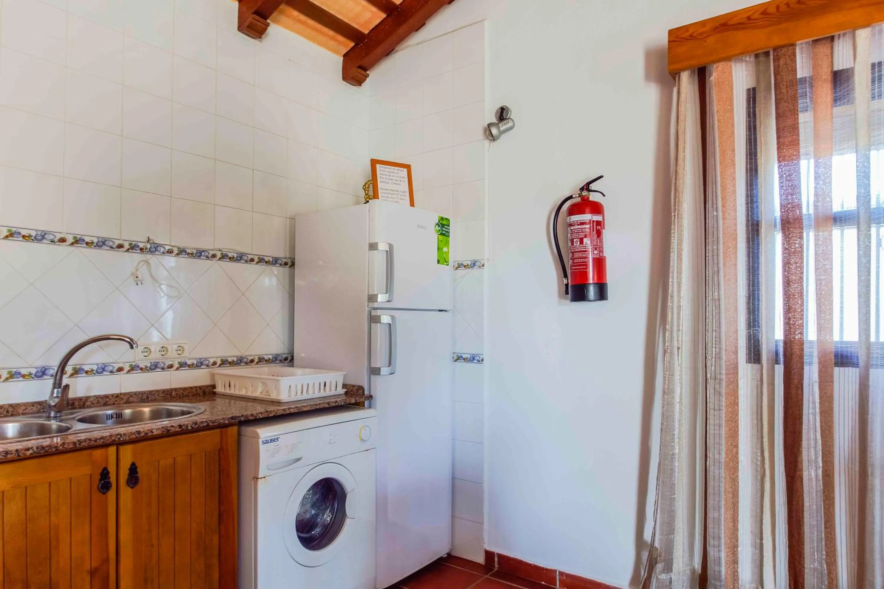 Dining area in Vivienda Rural Atlántico Sur & Familias