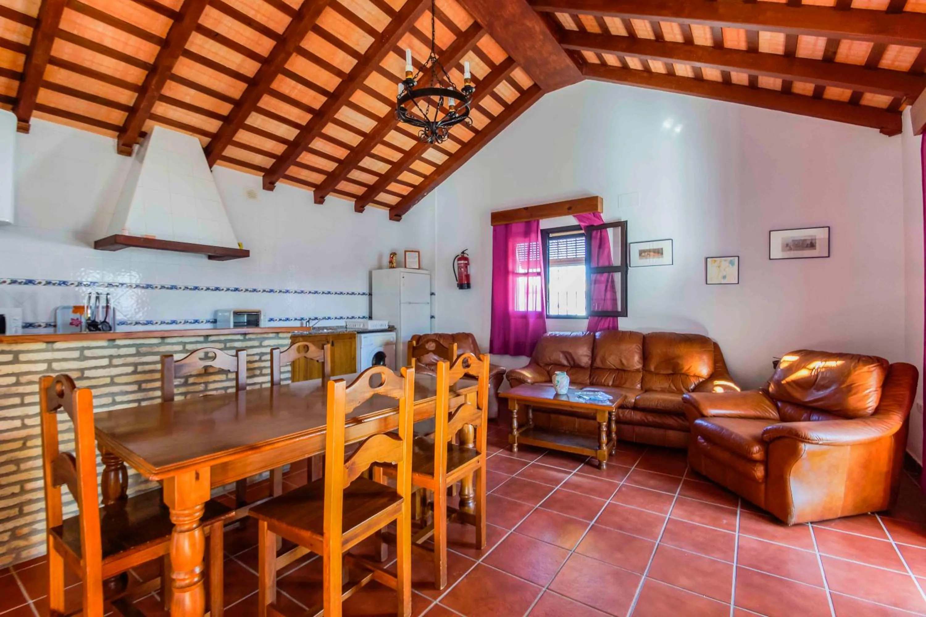 Dining area in Vivienda Rural Atlántico Sur & Familias