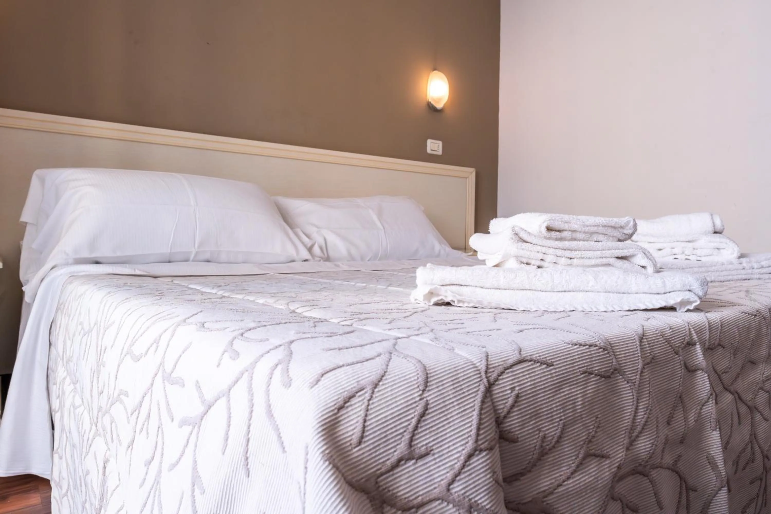 Bed in Residence Marconi Mare