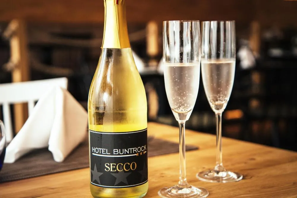 Restaurant/places to eat in Hotel Buntrock