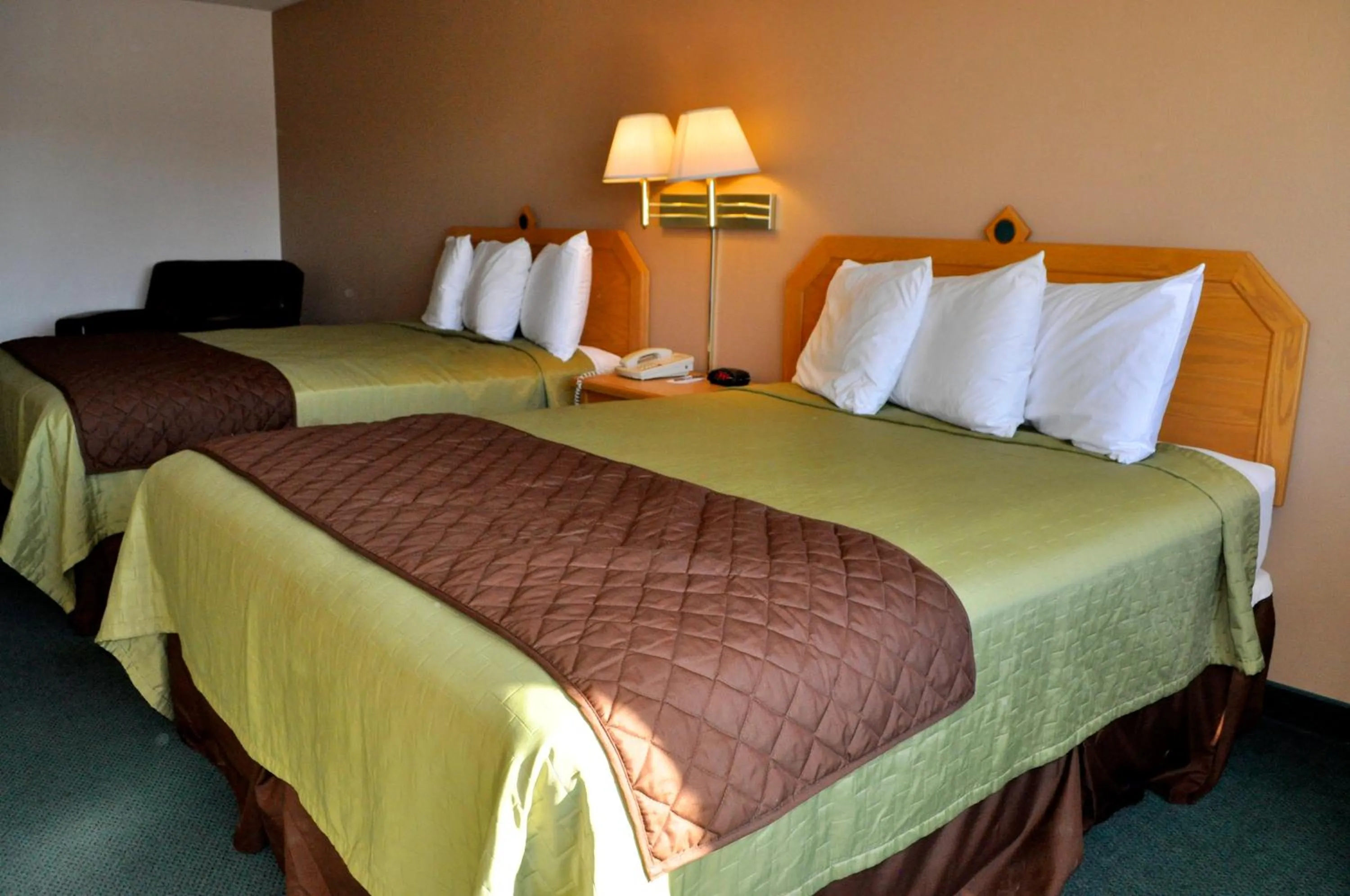 Bed in Wingate by Wyndham Farmington NM