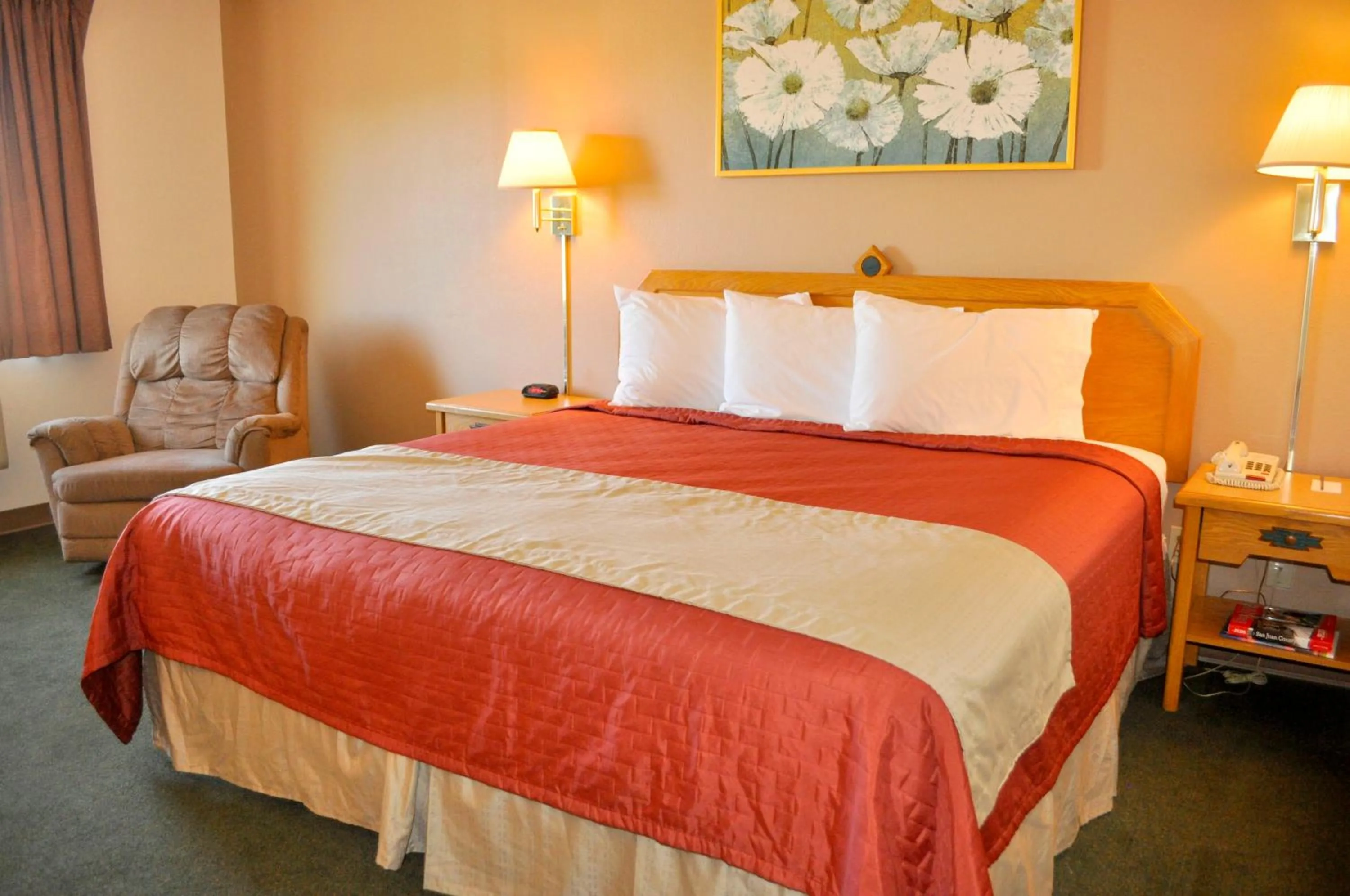 Bed in Wingate by Wyndham Farmington NM