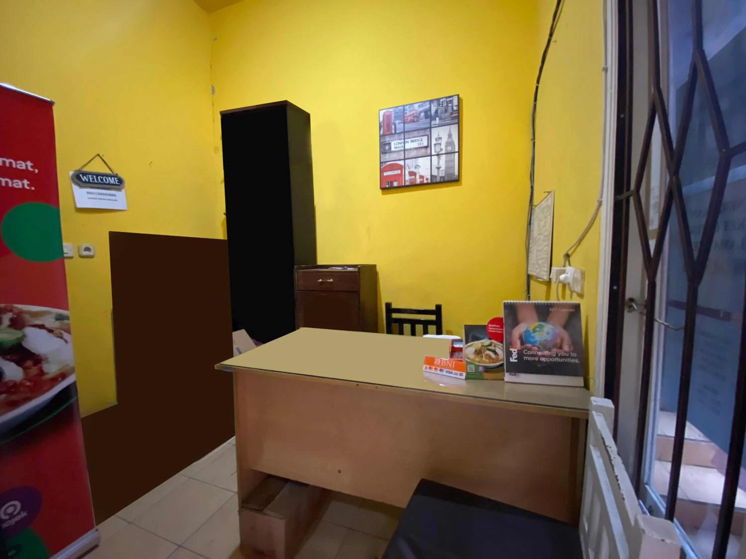 Lobby or reception in OYO 2562 Pondok Tajlibu Syifa Syariah