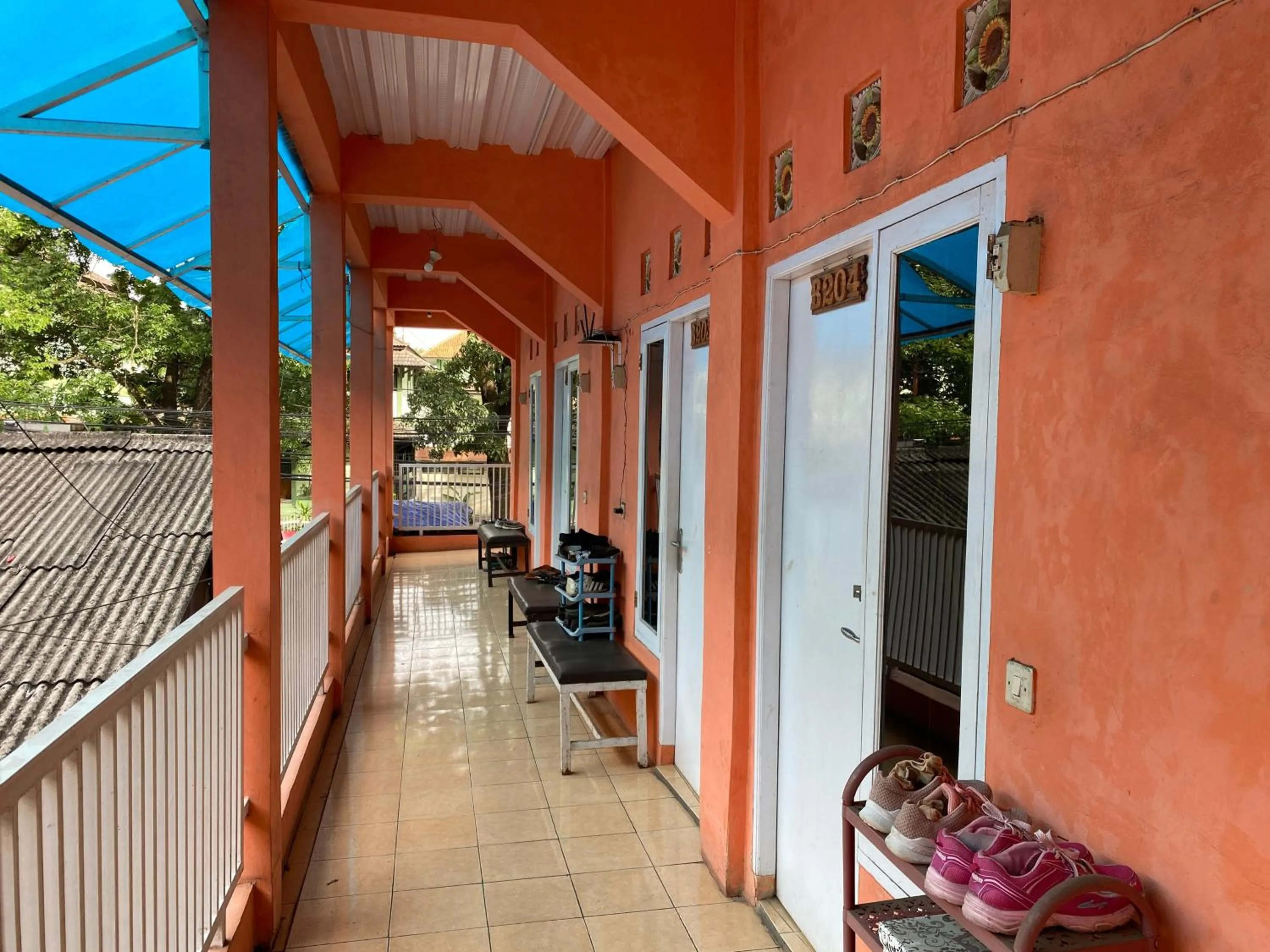 Lobby or reception in OYO 2562 Pondok Tajlibu Syifa Syariah