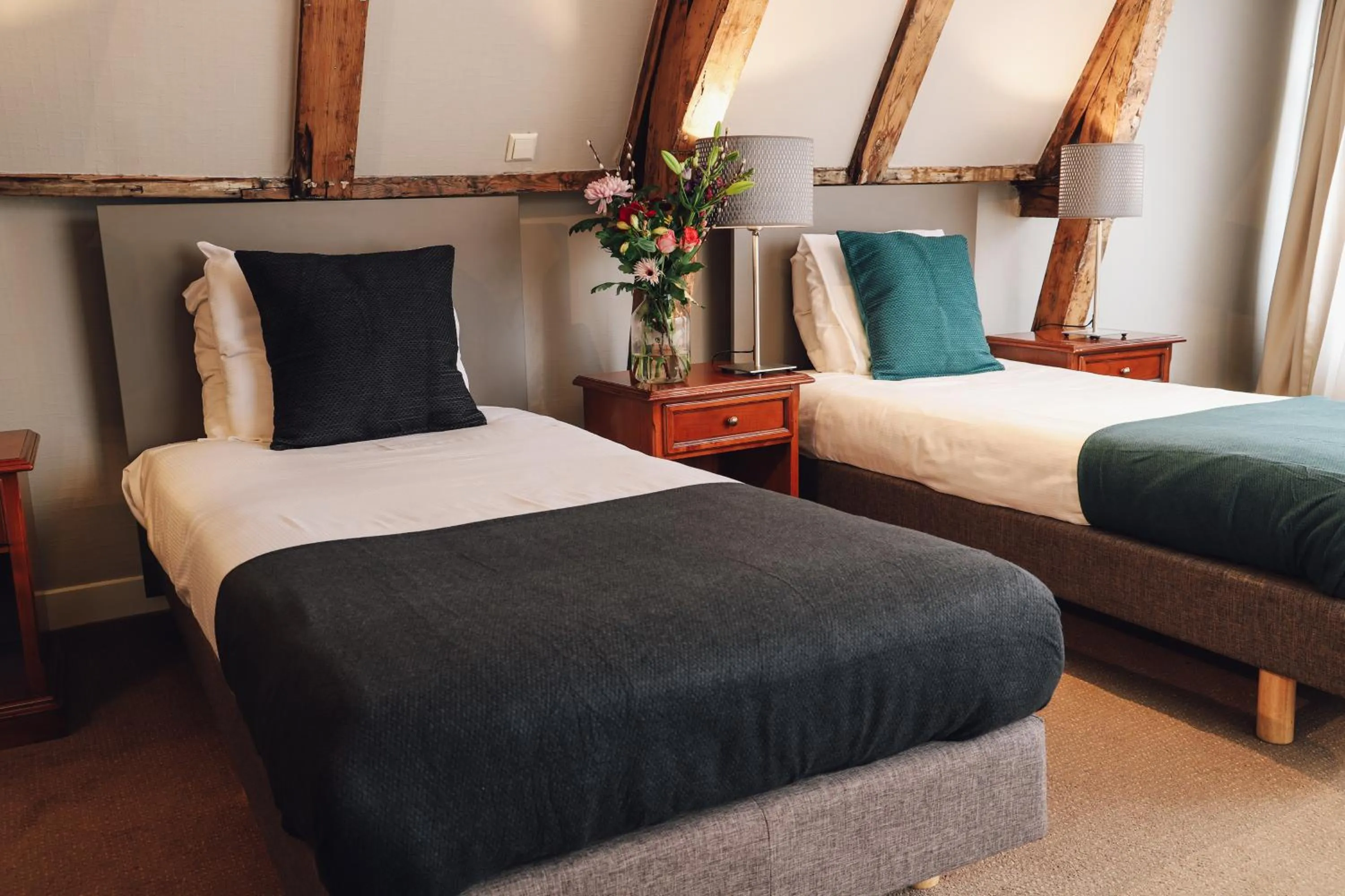 Bedroom, Bed in Hotel Corner House