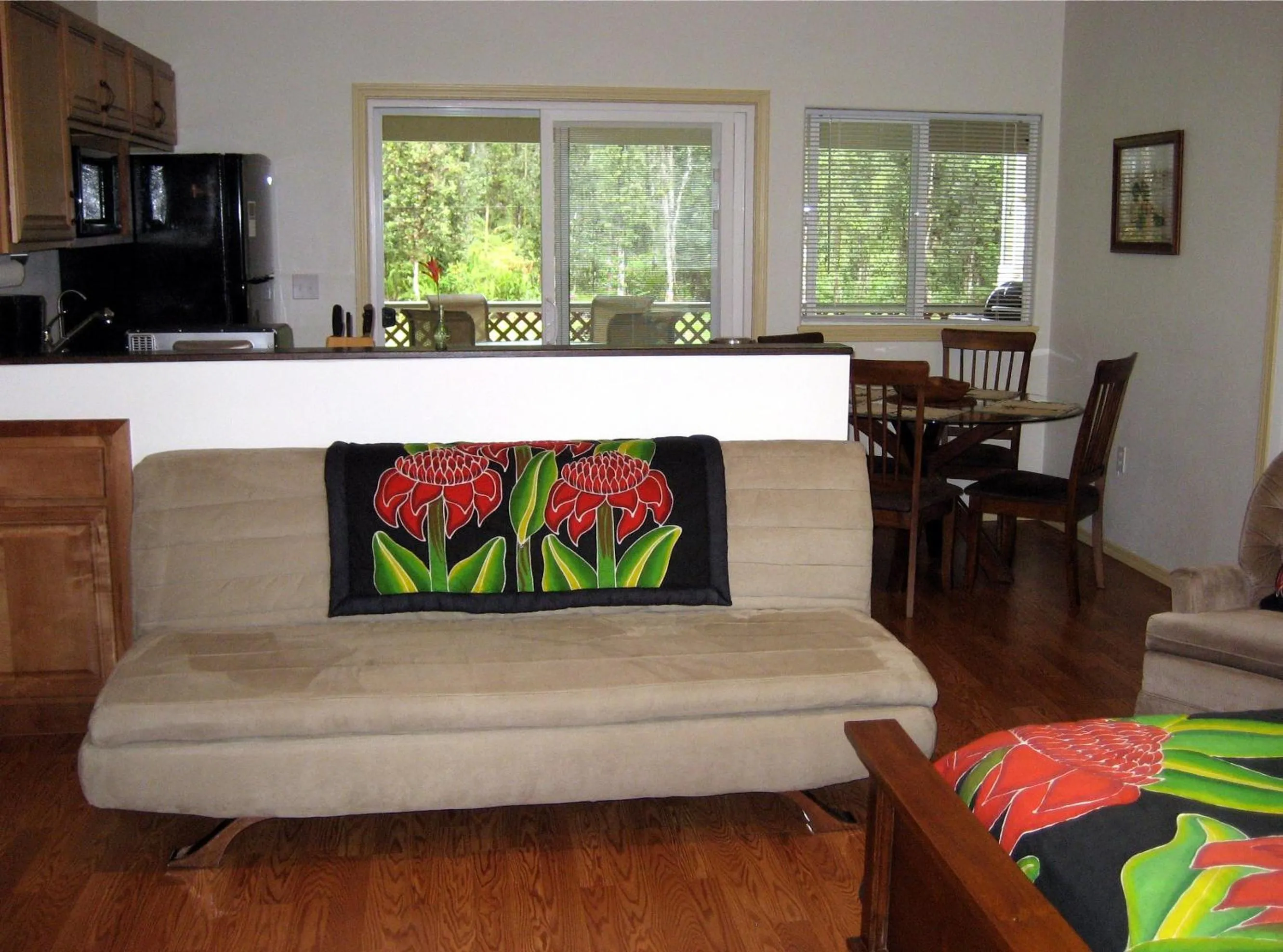 Seating area in Keaau Place