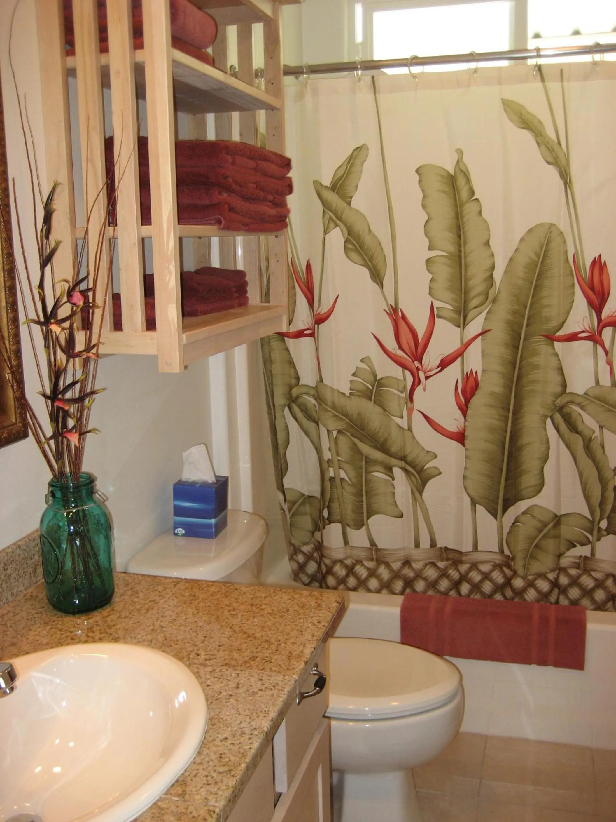 Bathroom in Keaau Place