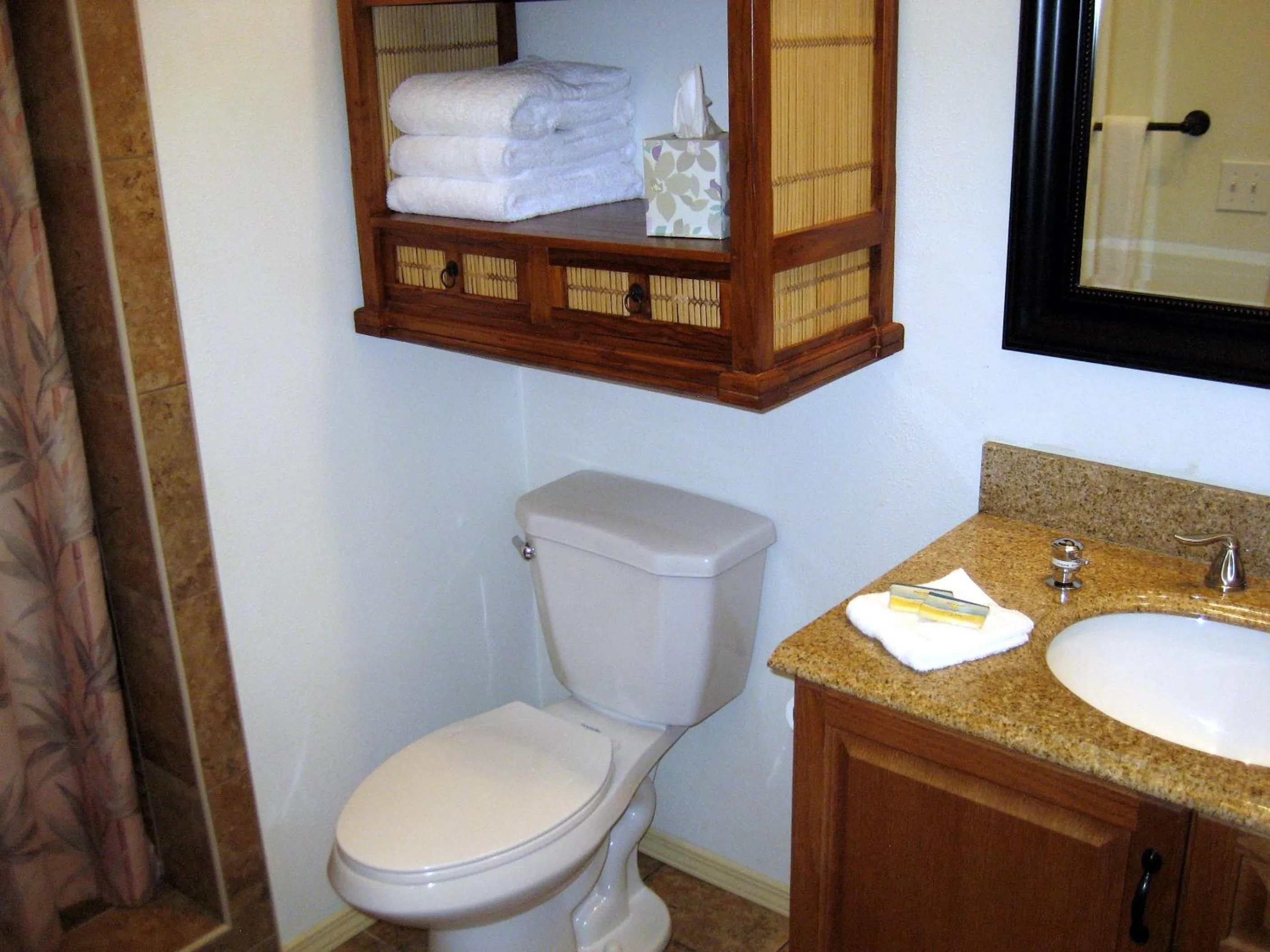 Bathroom in Keaau Place