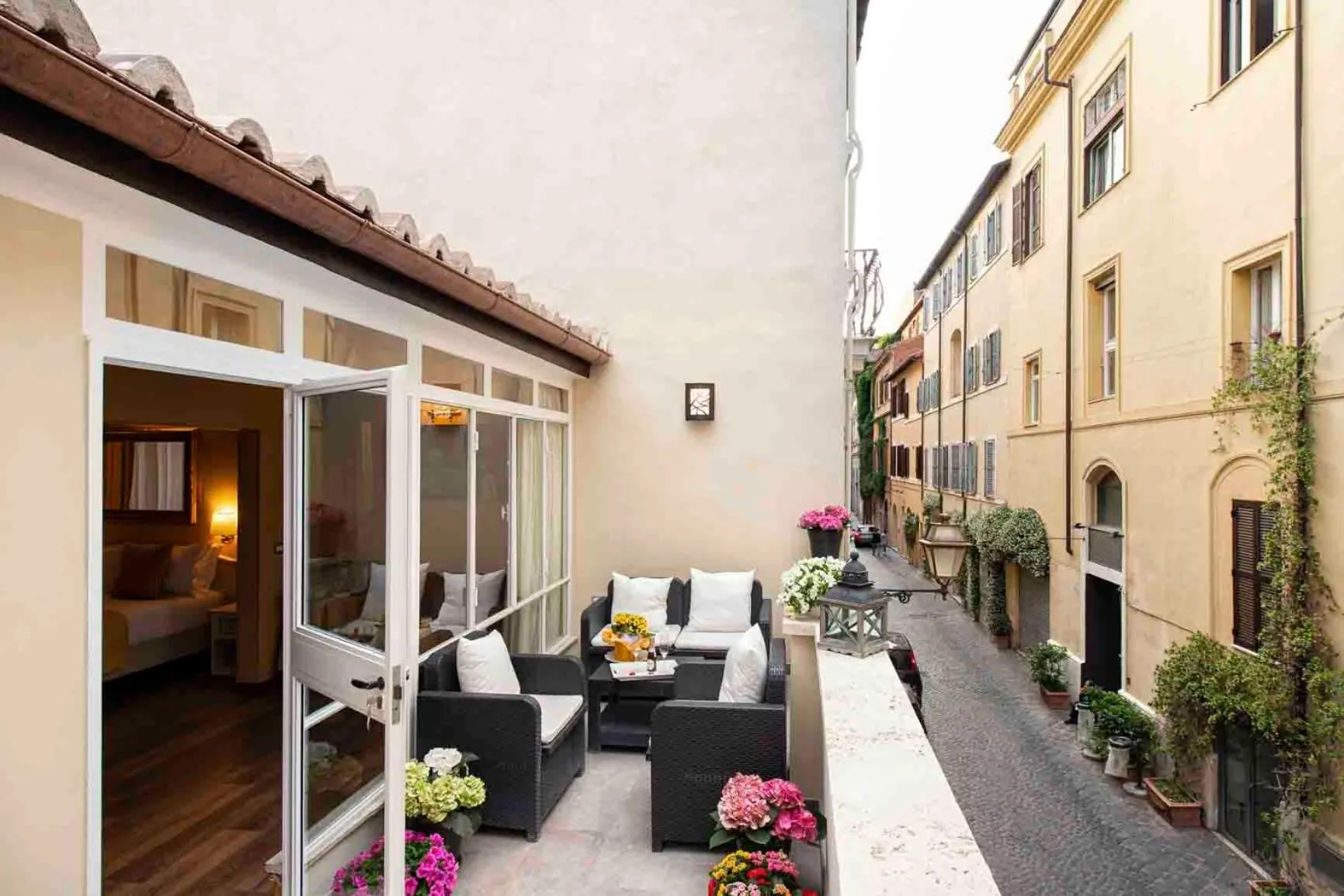 Canova Rooms in Spanish Steps