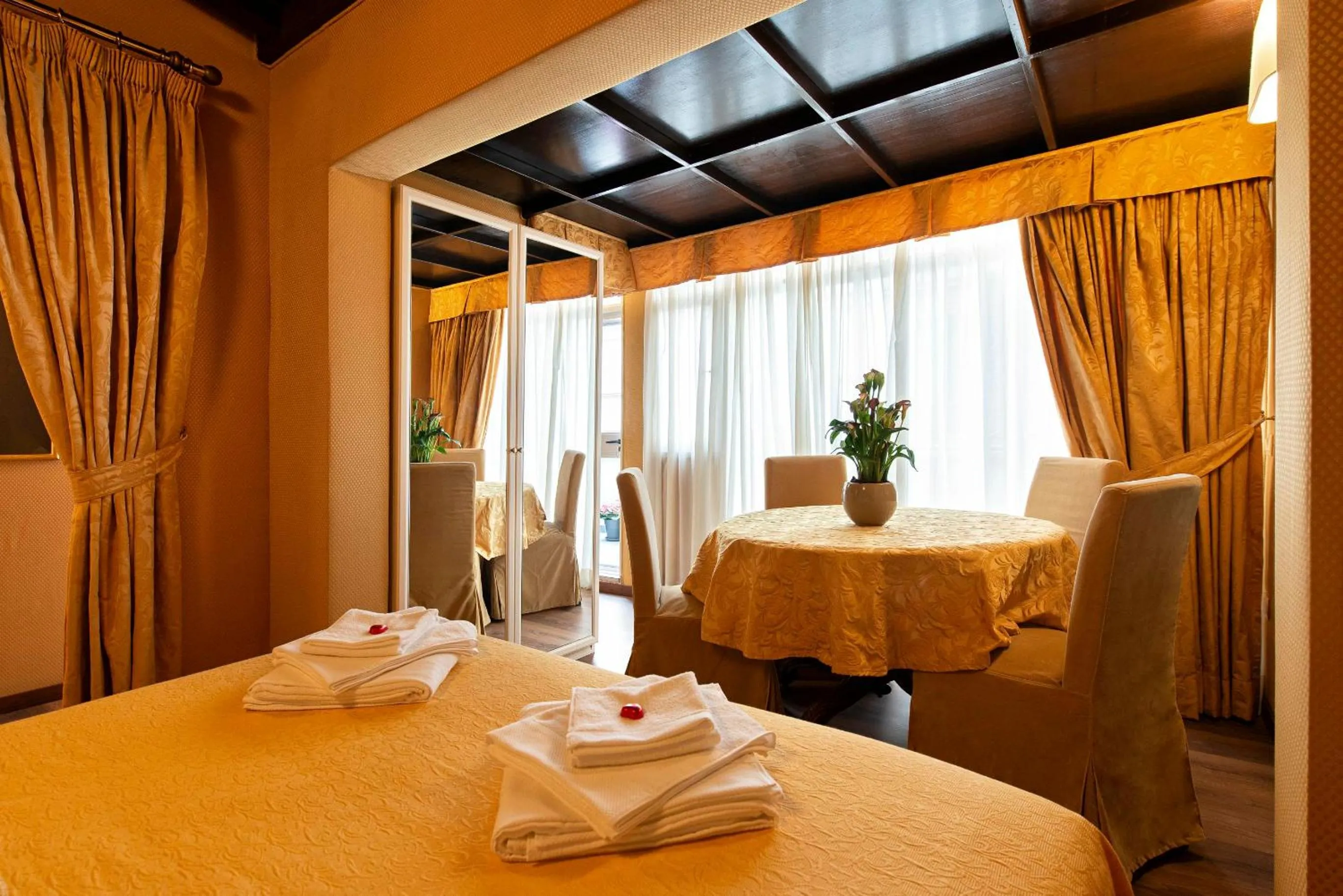 Photo of the whole room, Bed in Canova Rooms in Spanish Steps