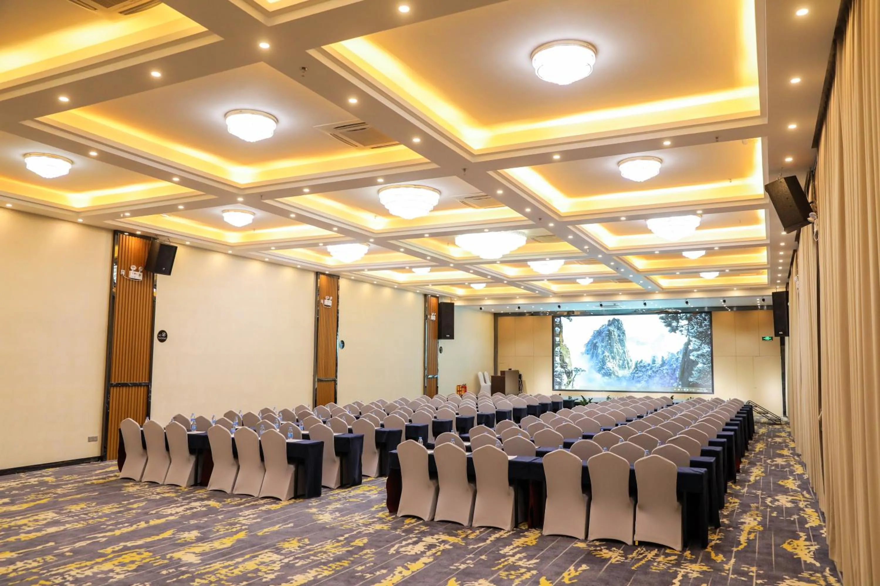 Meeting/conference room in Guangzhou Homies Hotel