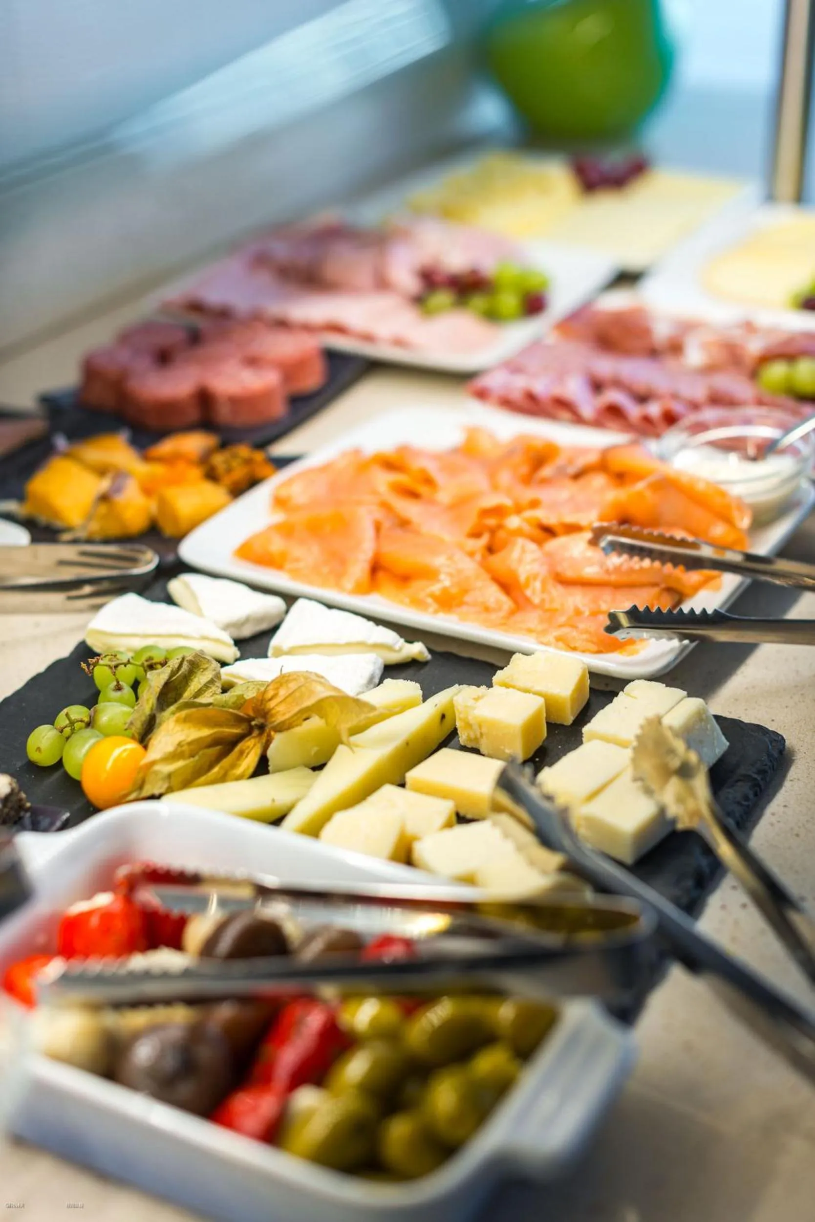 Buffet breakfast in Hotel das Miramar