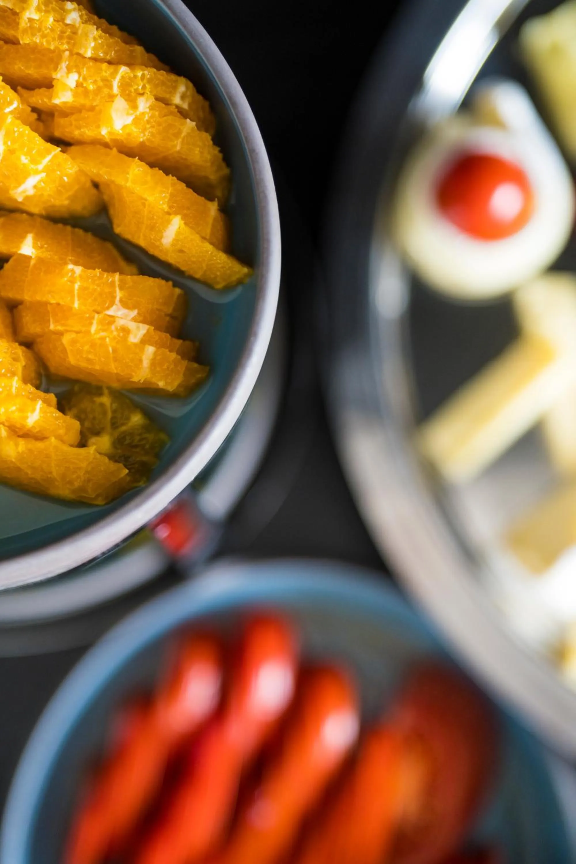 Breakfast in 2Places Side