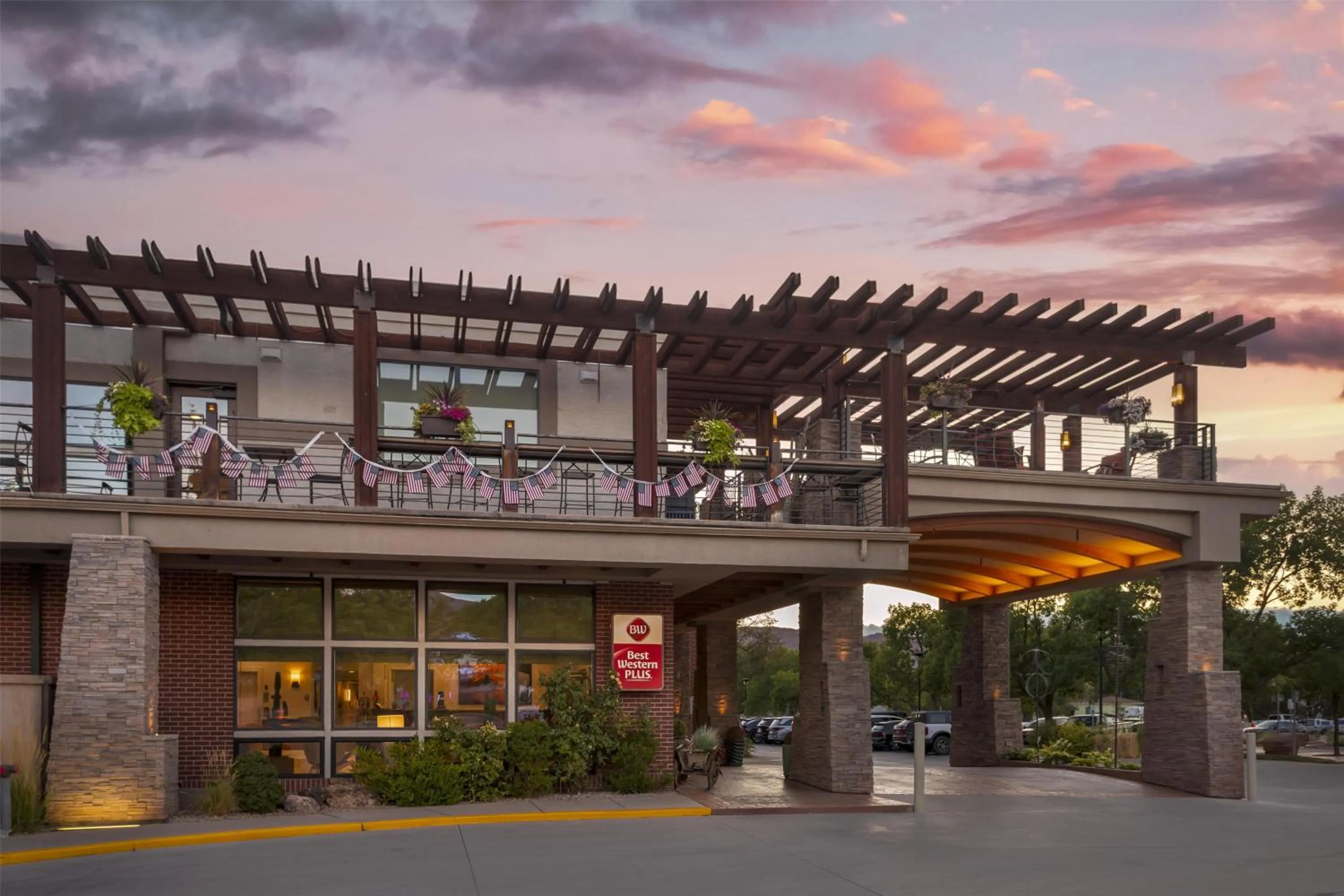 Property building in Best Western Plus Canyonlands Inn