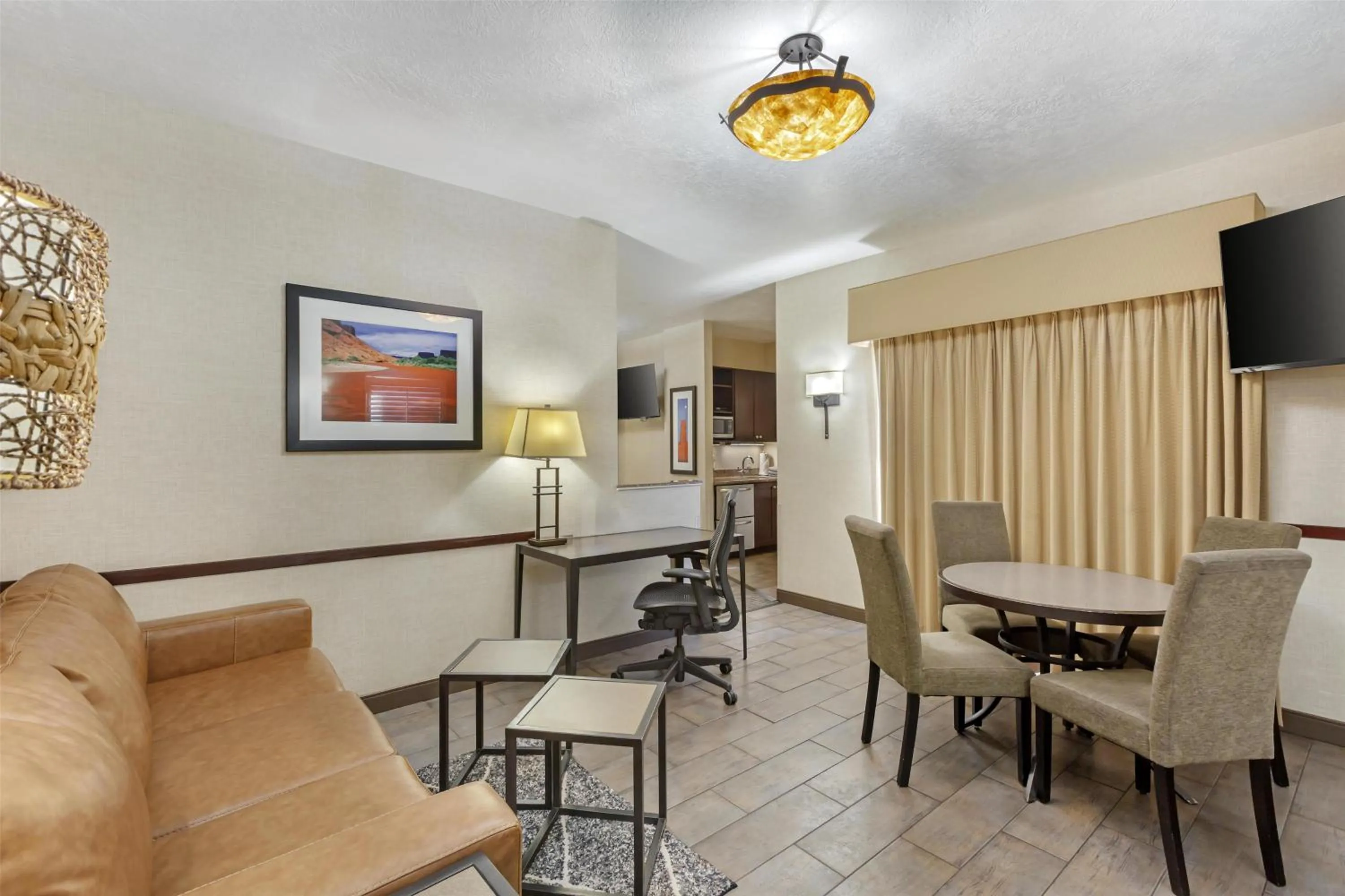 Bedroom in Best Western Plus Canyonlands Inn