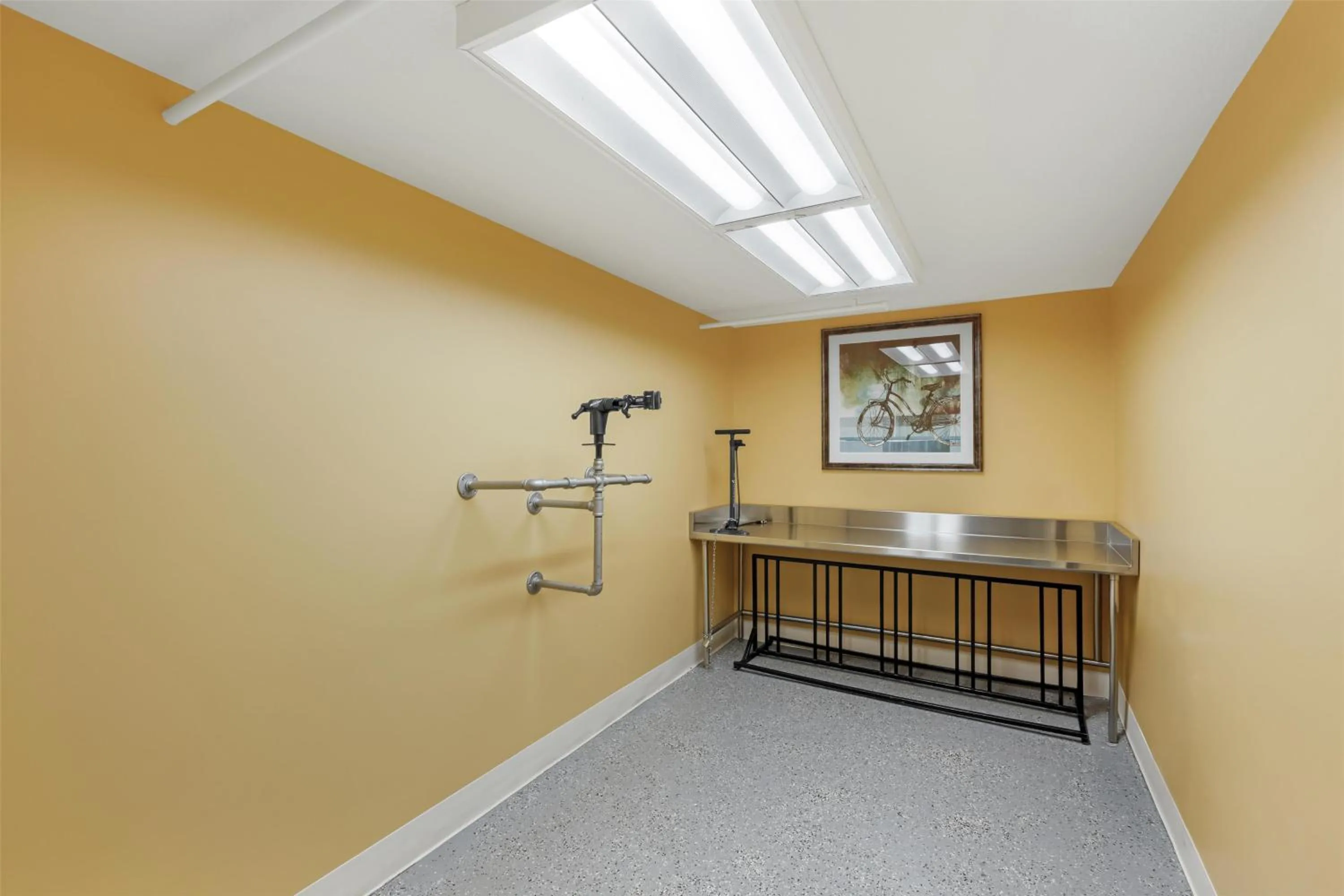 Property building in Best Western Plus Canyonlands Inn