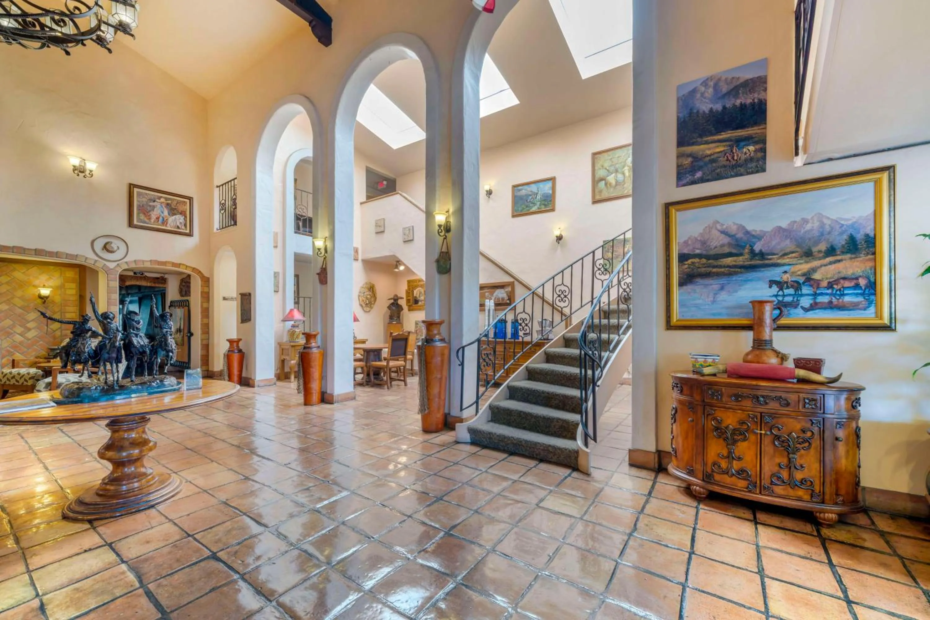 Lobby or reception in Best Western Casa Grande Inn