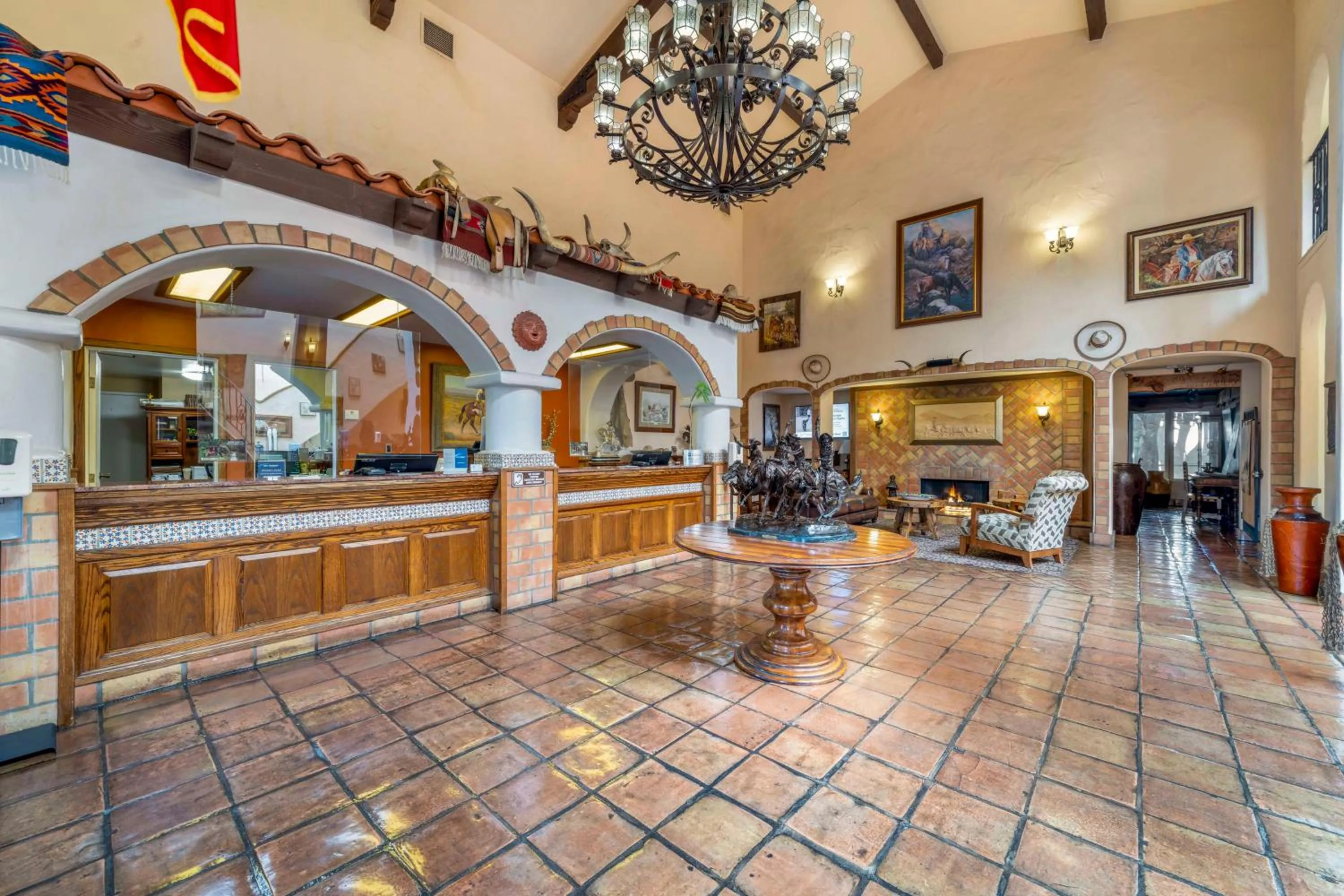 Lobby or reception in Best Western Casa Grande Inn