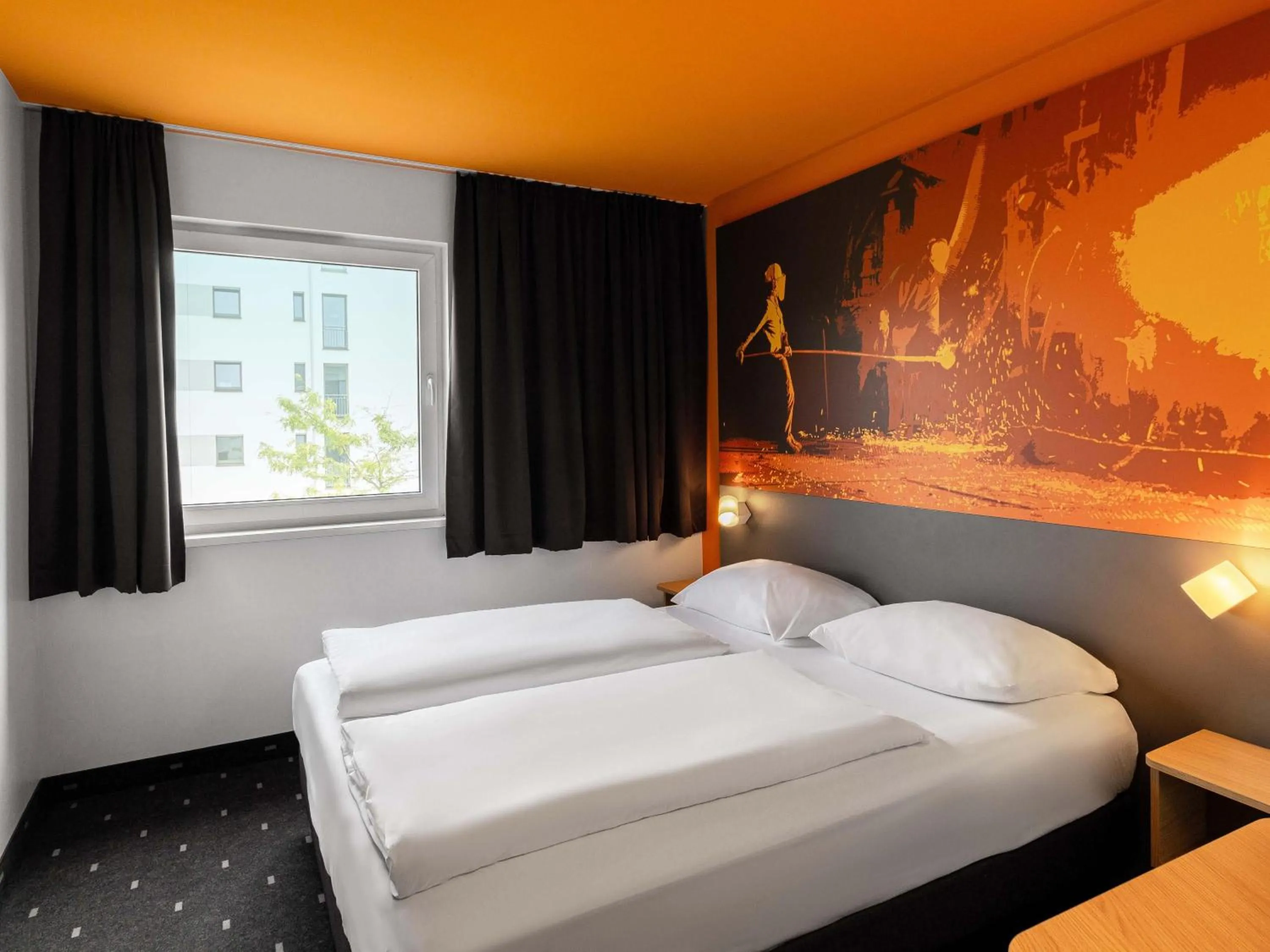 Photo of the whole room, Bed in B&B Hotel Essen-City