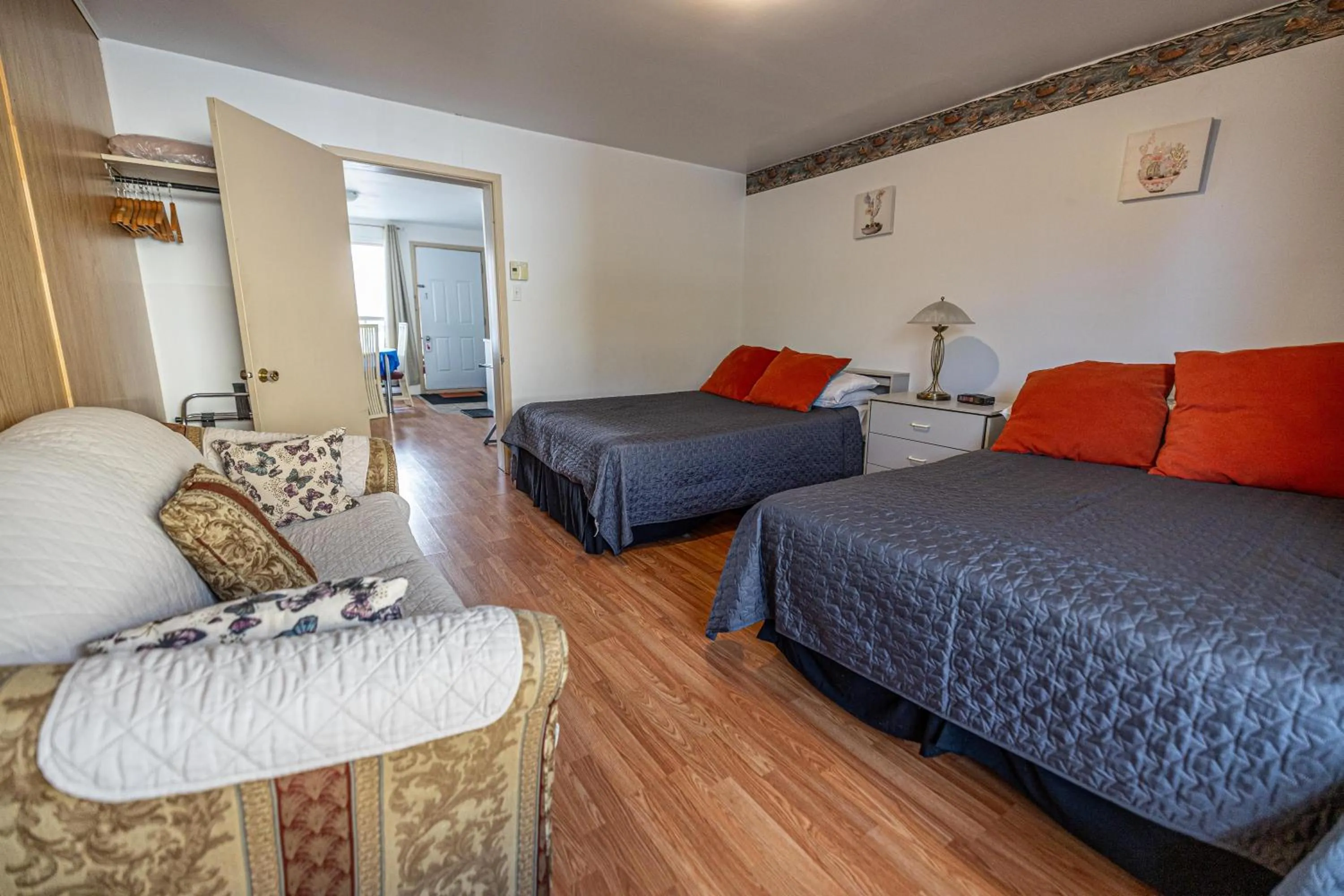 Photo of the whole room, Bed in Motel Deblois