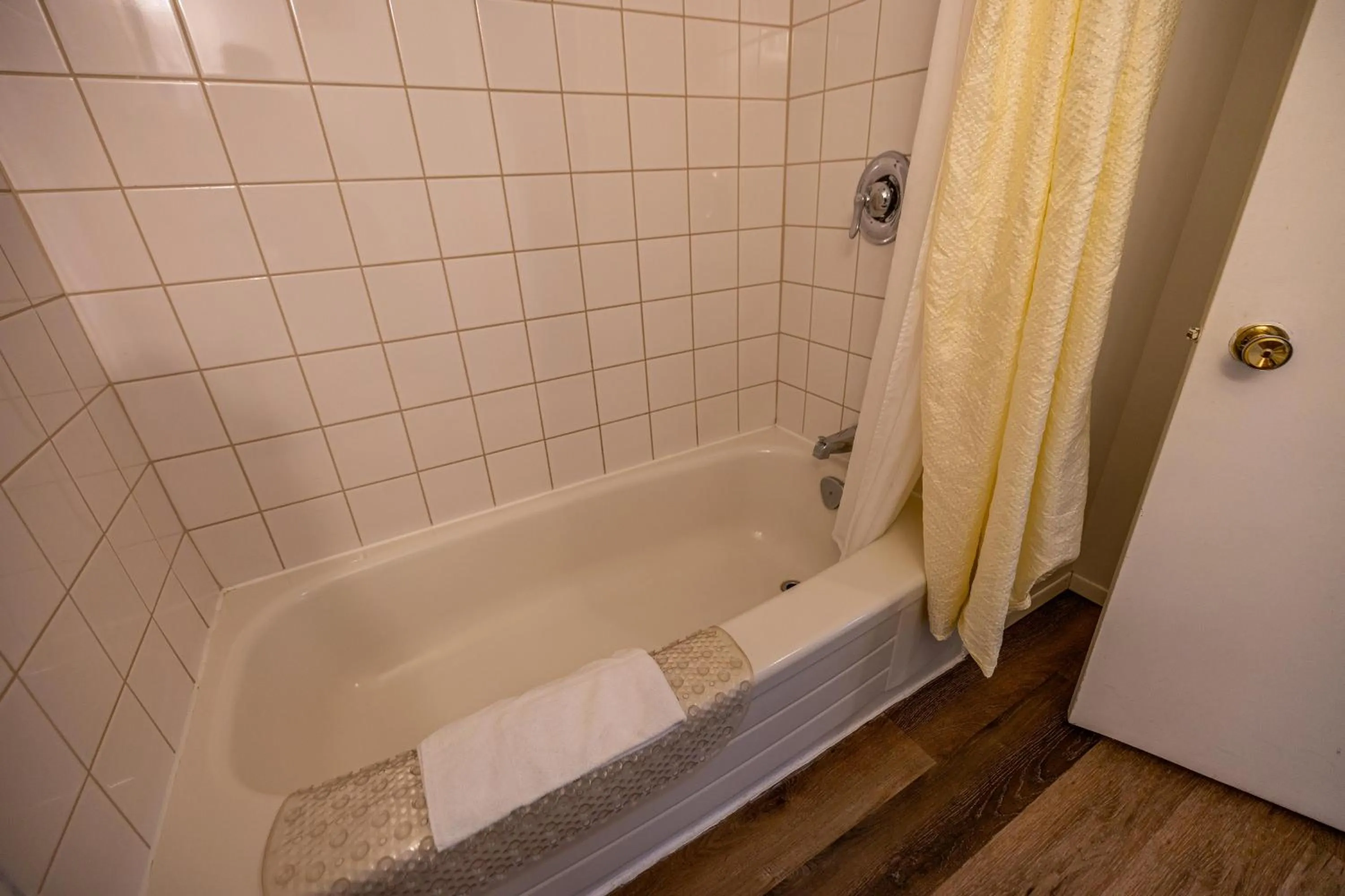 Bathroom in Motel Deblois