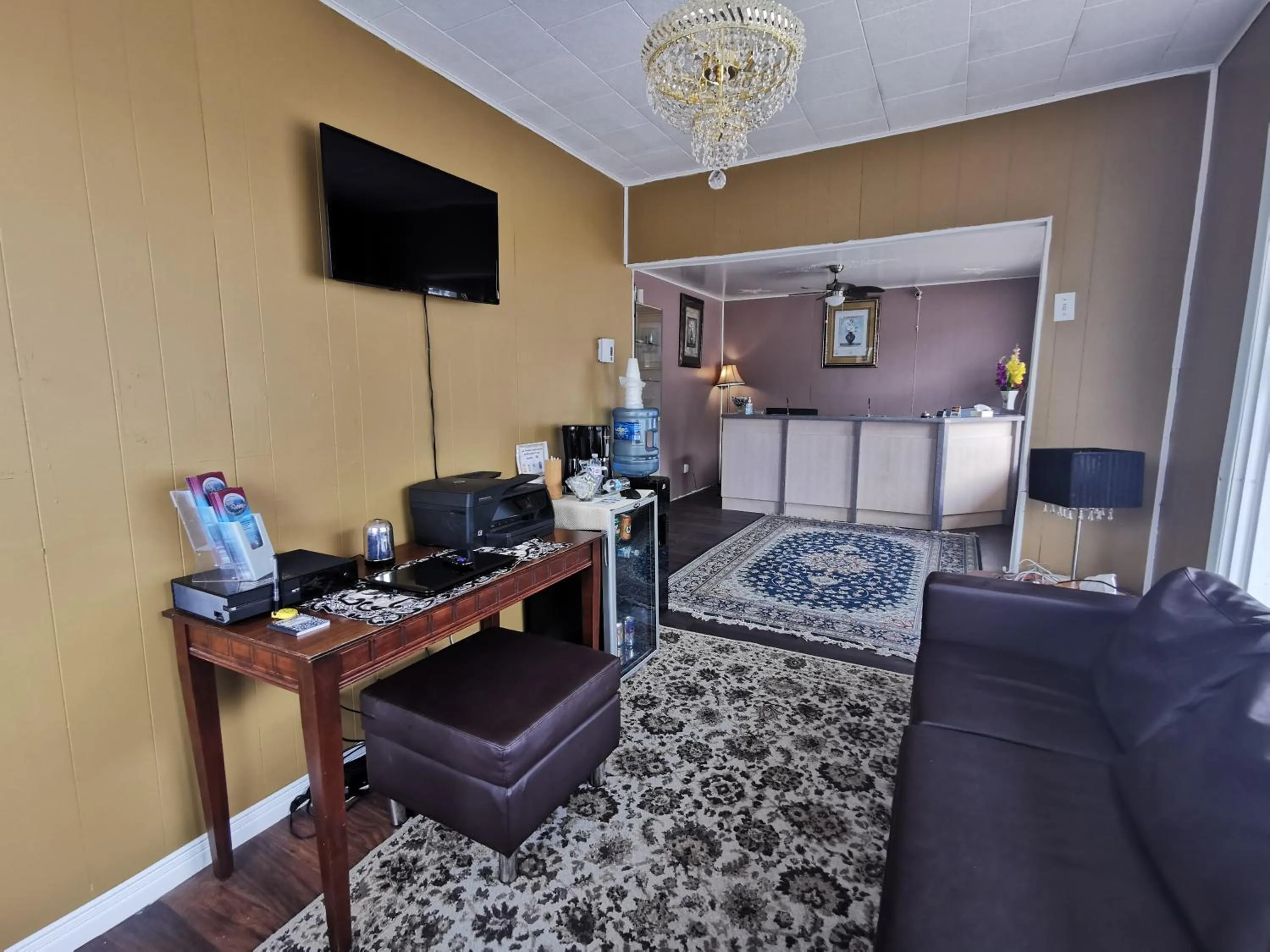 TV and multimedia in Motel Deblois