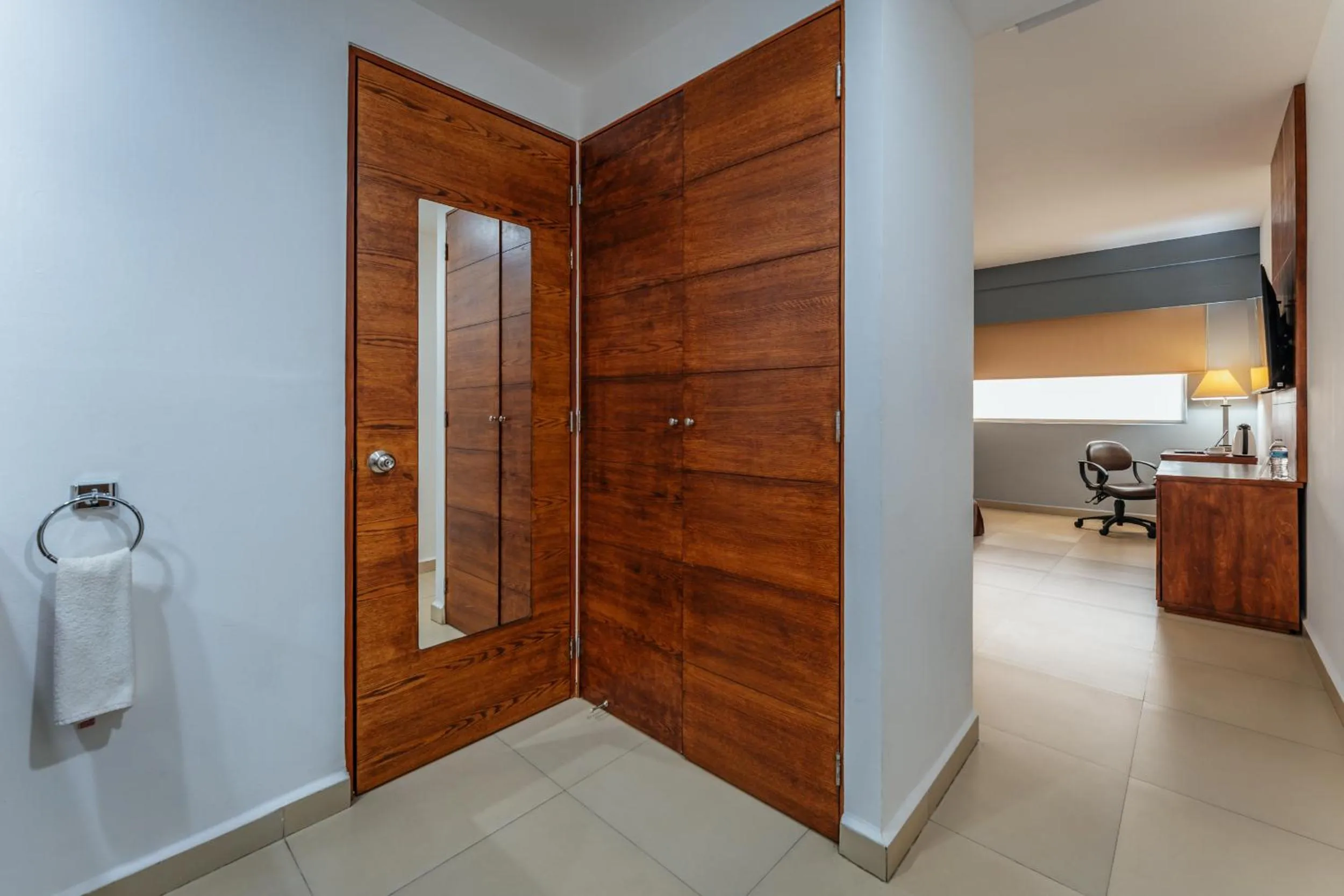 wardrobe in Hotel La Venta Inn Villahermosa