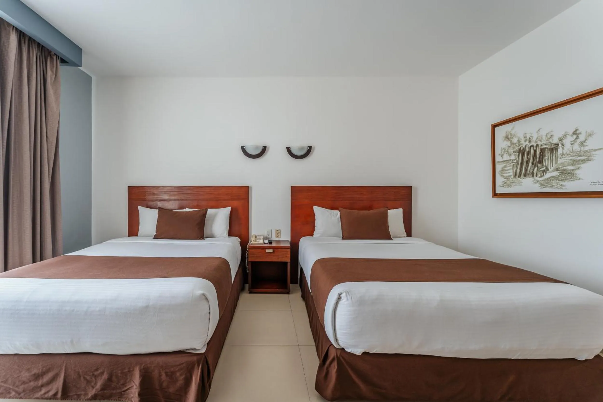 Photo of the whole room, Bed in Hotel La Venta Inn Villahermosa