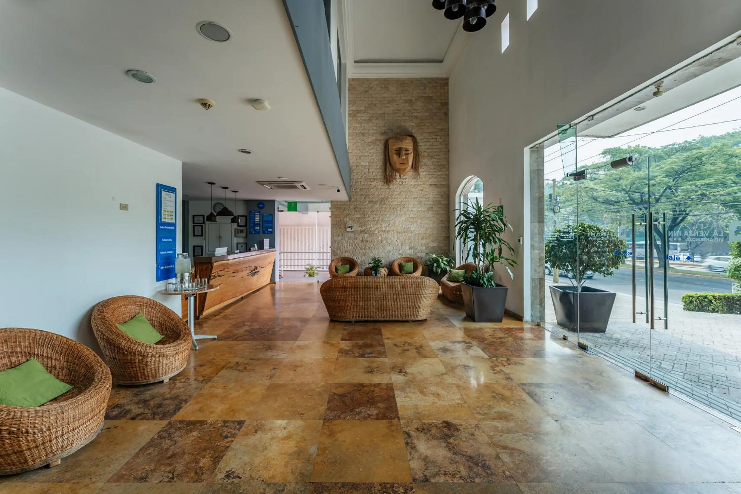 Living room in Hotel La Venta Inn Villahermosa