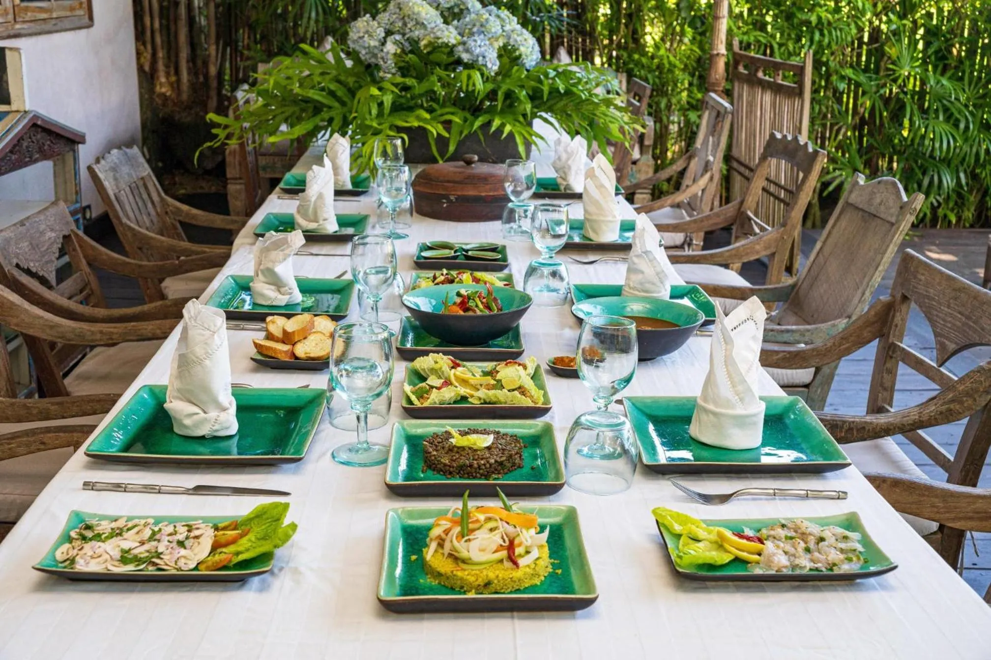 Food and drinks in Villa Artis