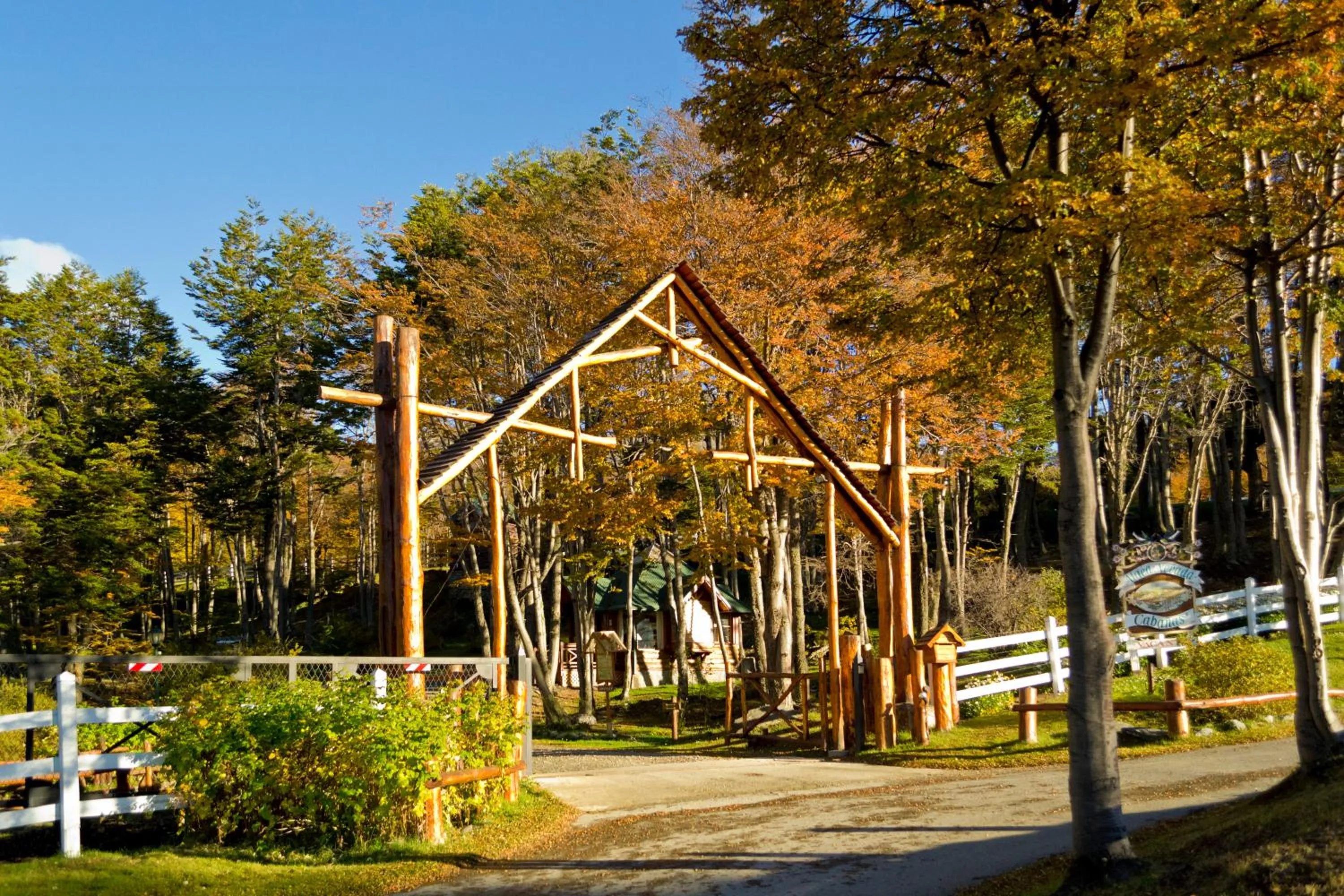 Facade/entrance in Aldea Nevada