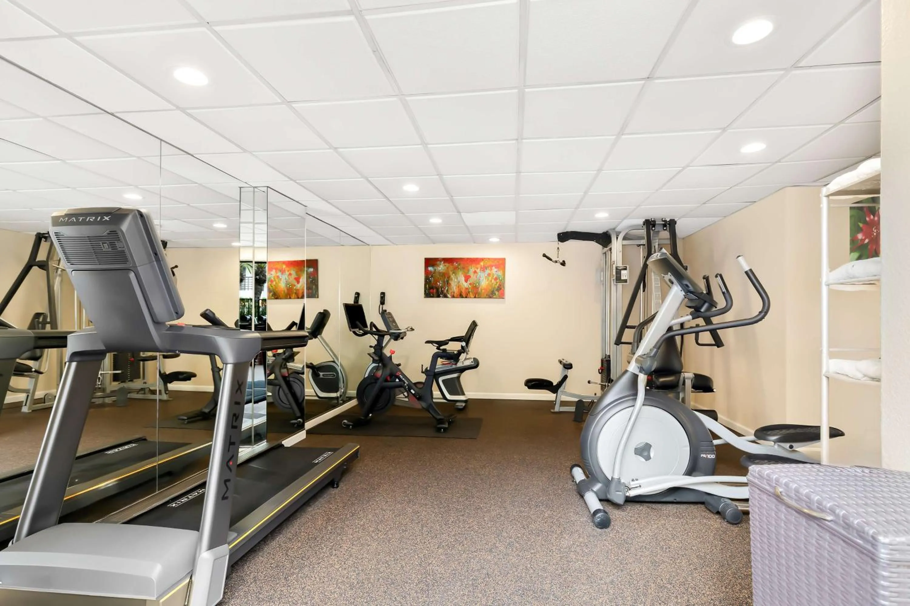 Fitness centre/facilities in Best Western Plus Irvine Spectrum Hotel