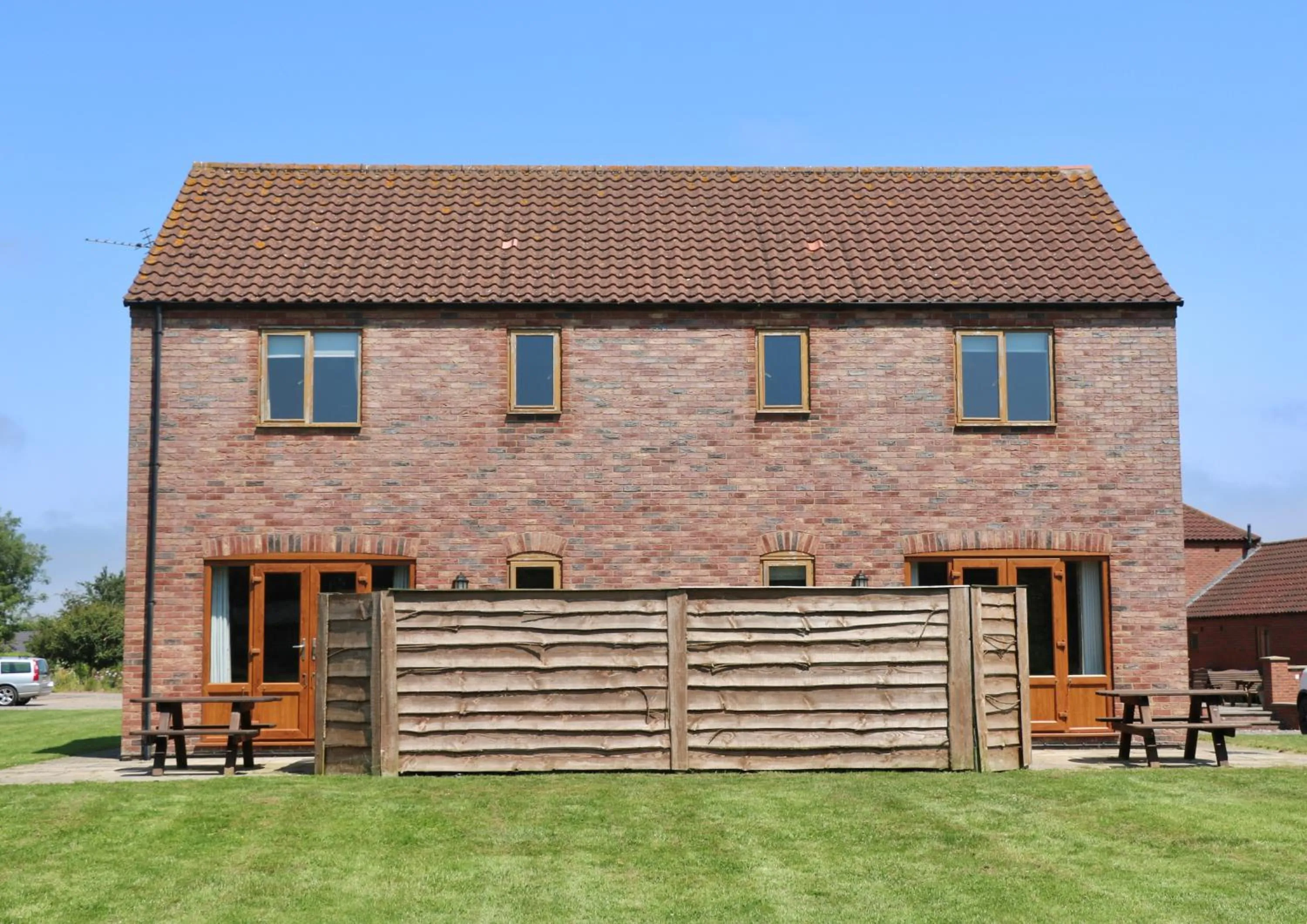Property building in Grange Farm Park
