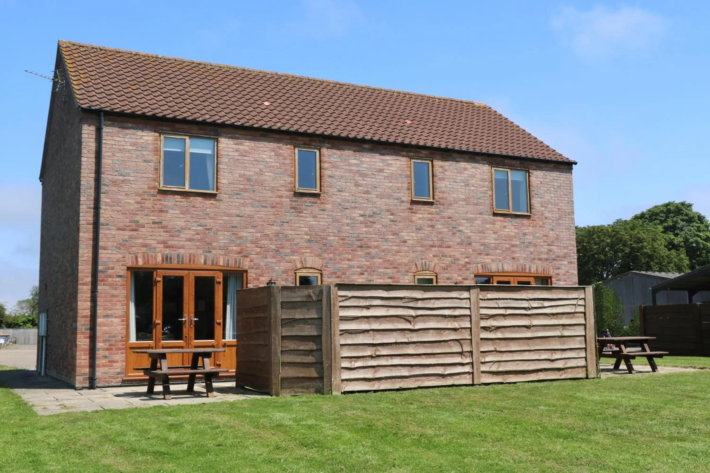 Property building in Grange Farm Park