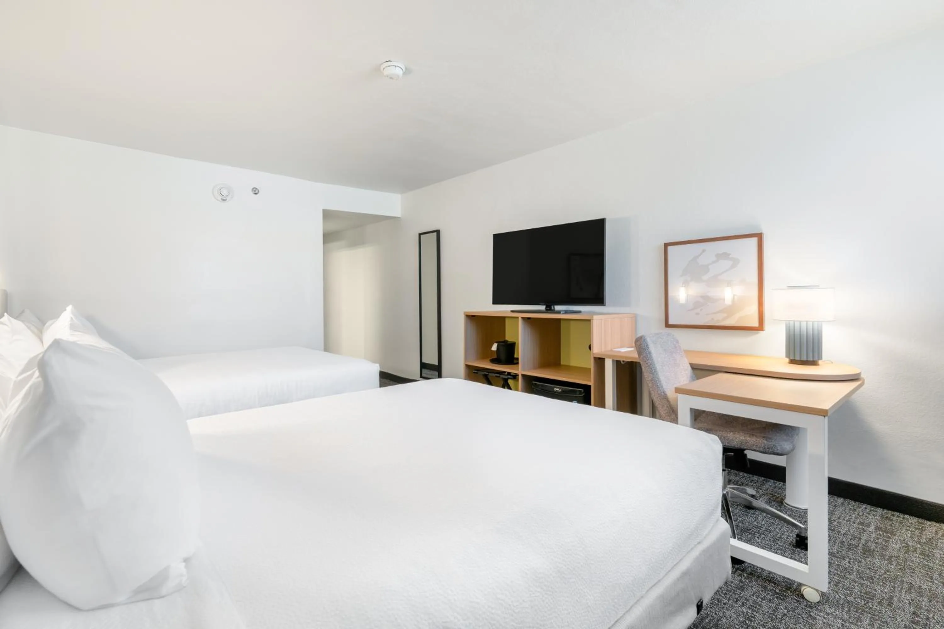 Bedroom, Bed in Spark by Hilton Ponce