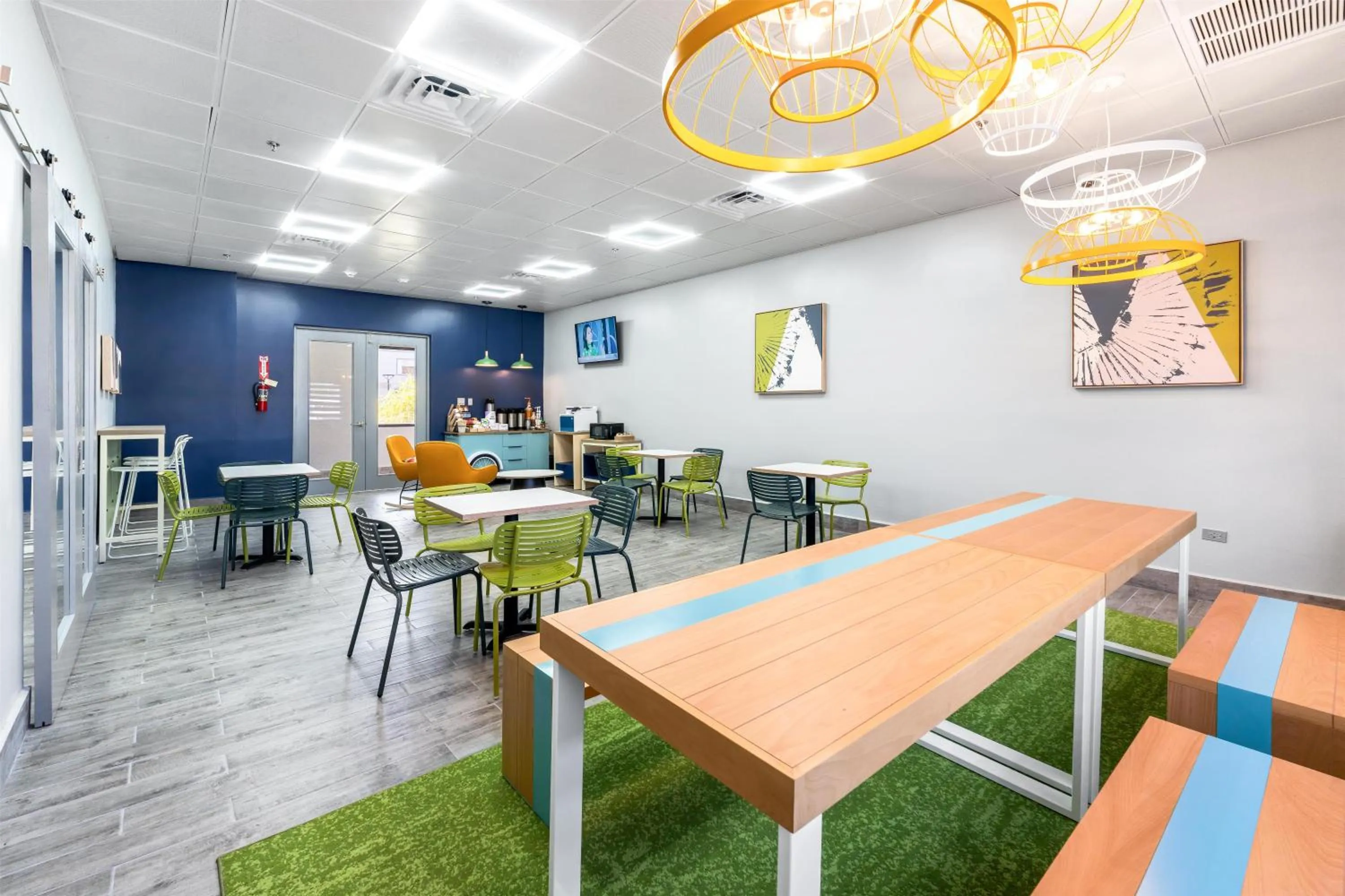 Breakfast in Spark by Hilton Ponce