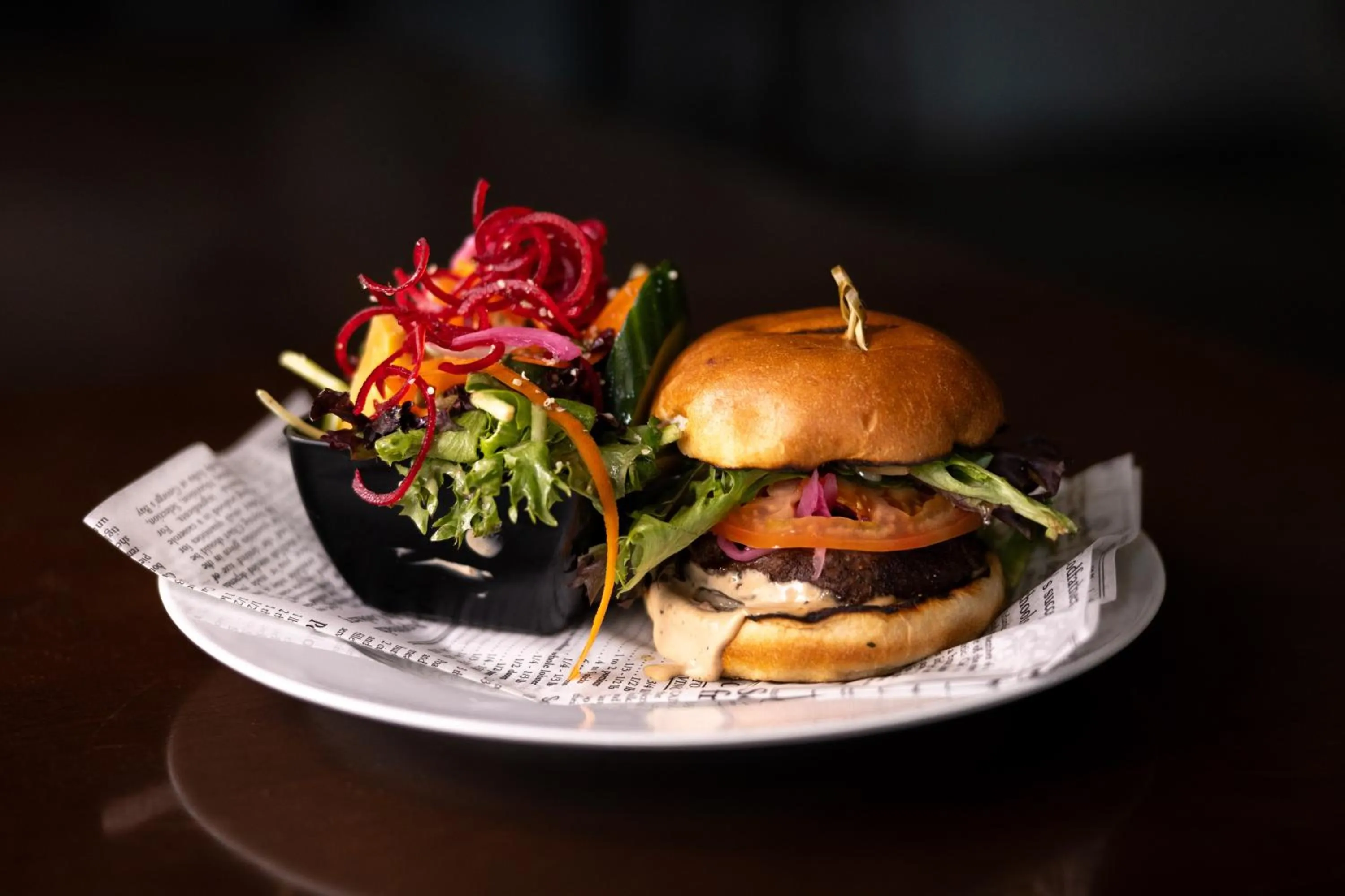 Restaurant/places to eat in Backeddy Resort and Marina